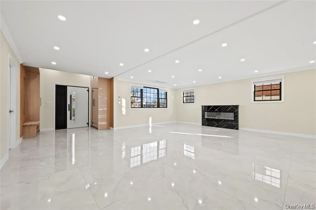 7662 174th Street, New York, NY, 5 Bedrooms Bedrooms, 10 Rooms Rooms,5 BathroomsBathrooms,Residential Lease,For Rent,174th,0,1016648 7662 174th Street, New York, NY, 5 Bedrooms Bedrooms, 10 Rooms Rooms,5 BathroomsBathrooms,Residential Lease,For Rent,174th,0,1016648