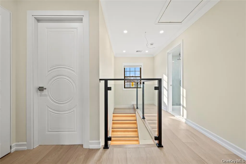 7662 174th Street, New York, NY, 5 Bedrooms Bedrooms, 10 Rooms Rooms,5 BathroomsBathrooms,Residential Lease,For Rent,174th,0,1016648 7662 174th Street, New York, NY, 5 Bedrooms Bedrooms, 10 Rooms Rooms,5 BathroomsBathrooms,Residential Lease,For Rent,174th,0,1016648