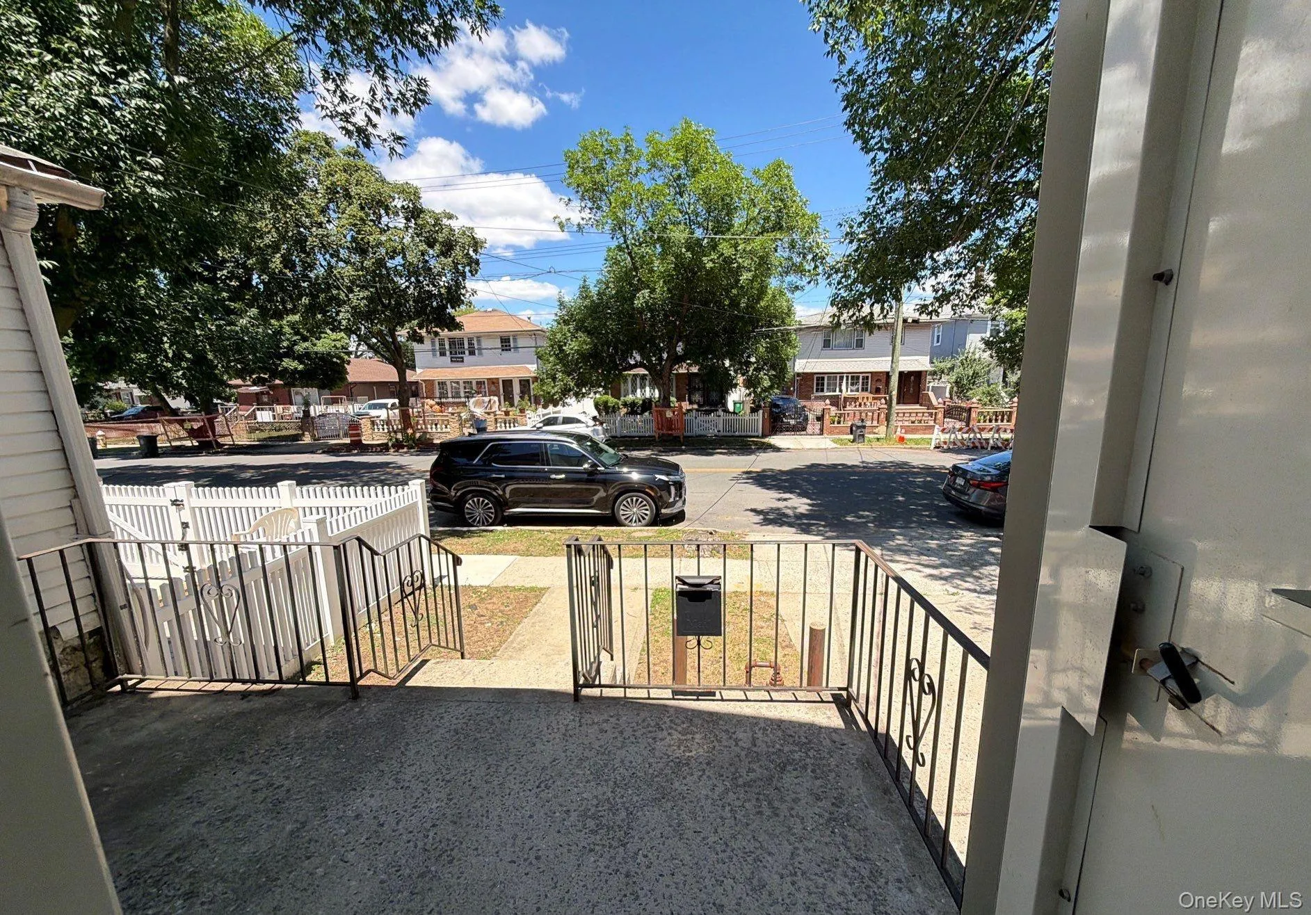 142-16 116th Avenue, New York, NY, 3 Bedrooms Bedrooms, 7 Rooms Rooms,1 BathroomBathrooms,Residential,For Rent,116th,0,KEY1016651 142-16 116th Avenue, New York, NY, 3 Bedrooms Bedrooms, 7 Rooms Rooms,1 BathroomBathrooms,Residential,For Rent,116th,0,KEY1016651
