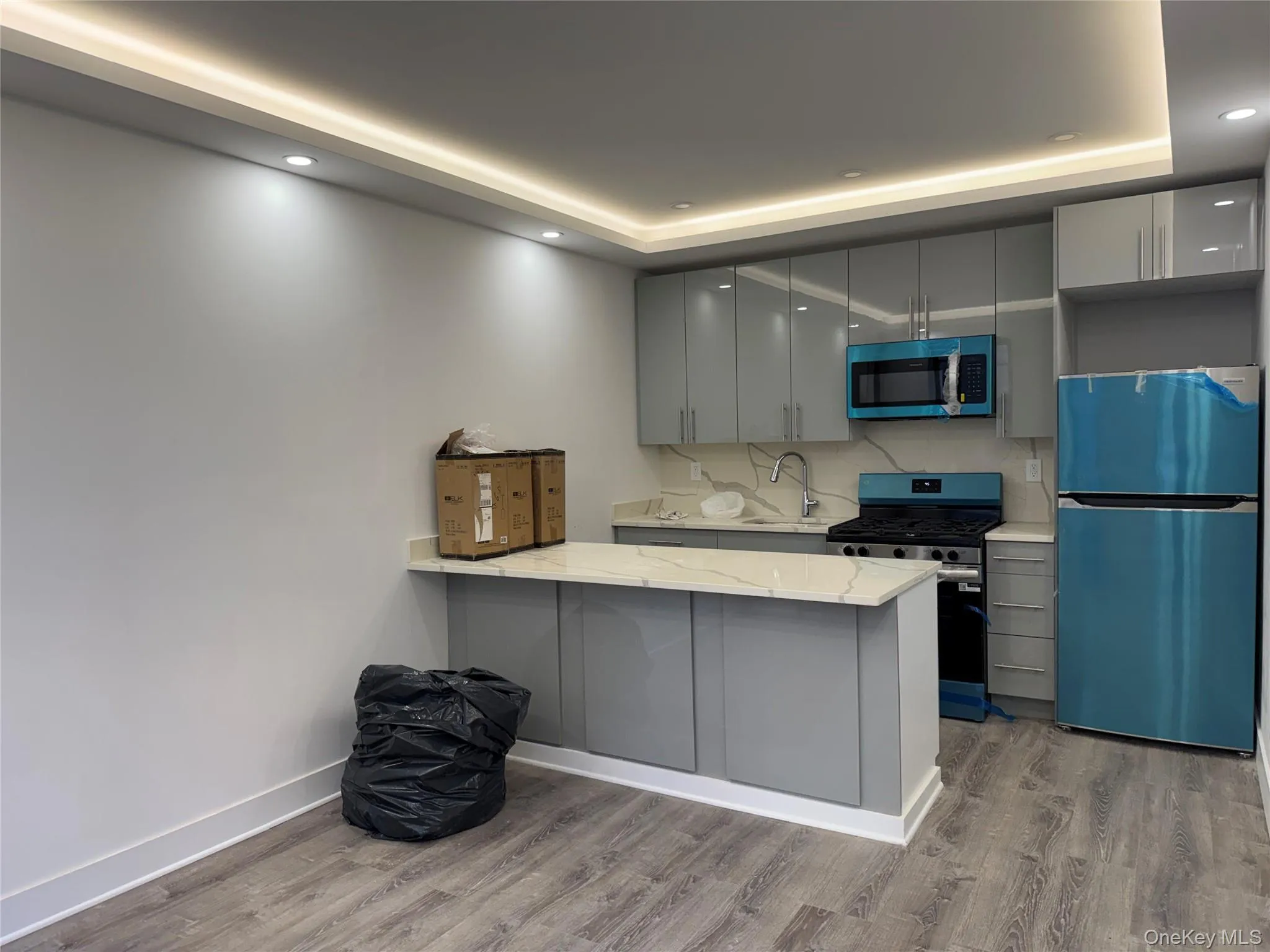 83-52 Talbot Street, New York, NY, 2 Bedrooms Bedrooms, 2 Rooms Rooms,1 BathroomBathrooms,Residential,For Rent,Talbot,0,1016653 83-52 Talbot Street, New York, NY, 2 Bedrooms Bedrooms, 2 Rooms Rooms,1 BathroomBathrooms,Residential,For Rent,Talbot,0,1016653
