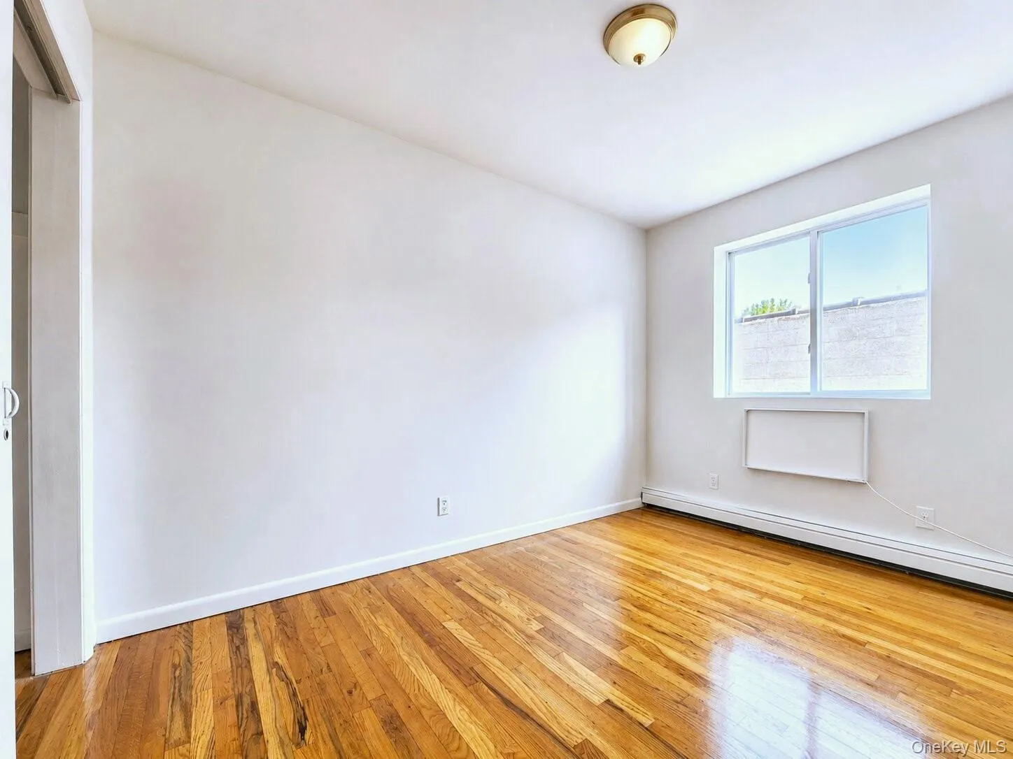 81-64 102nd Avenue, New York, NY, 3 Bedrooms Bedrooms, 6 Rooms Rooms,1 BathroomBathrooms,Residential Lease,For Rent,102nd,0,1016657 81-64 102nd Avenue, New York, NY, 3 Bedrooms Bedrooms, 6 Rooms Rooms,1 BathroomBathrooms,Residential Lease,For Rent,102nd,0,1016657