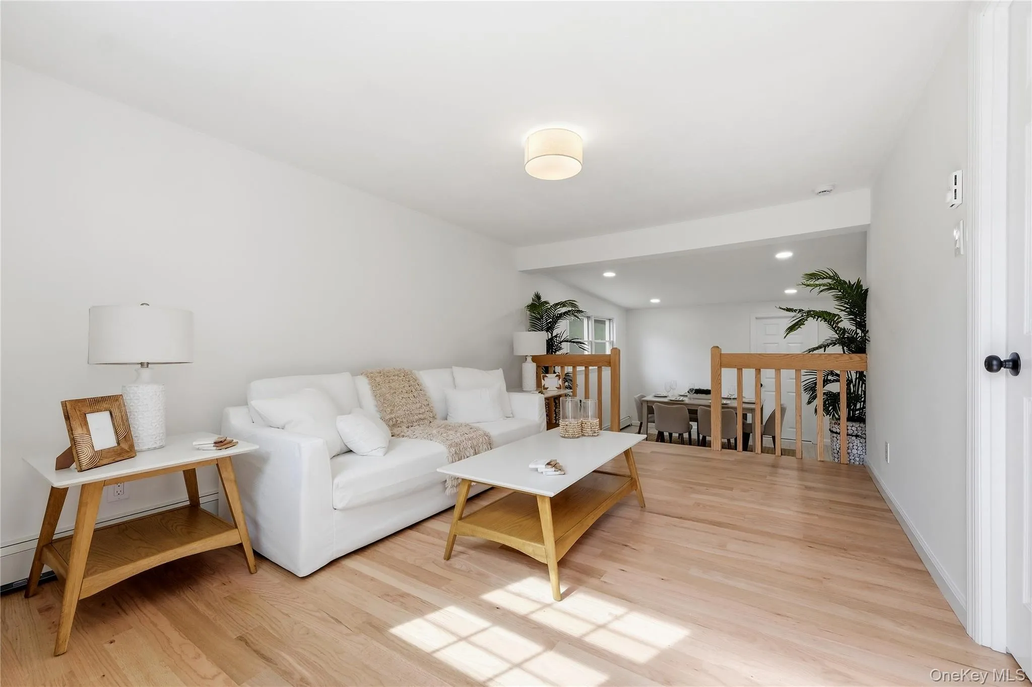 902 Old Medford Avenue, Brookhaven, NY, 2 Bedrooms Bedrooms, 6 Rooms Rooms,1 BathroomBathrooms,Residential,For Rent,Old Medford,0,1016658 902 Old Medford Avenue, Brookhaven, NY, 2 Bedrooms Bedrooms, 6 Rooms Rooms,1 BathroomBathrooms,Residential,For Rent,Old Medford,0,1016658