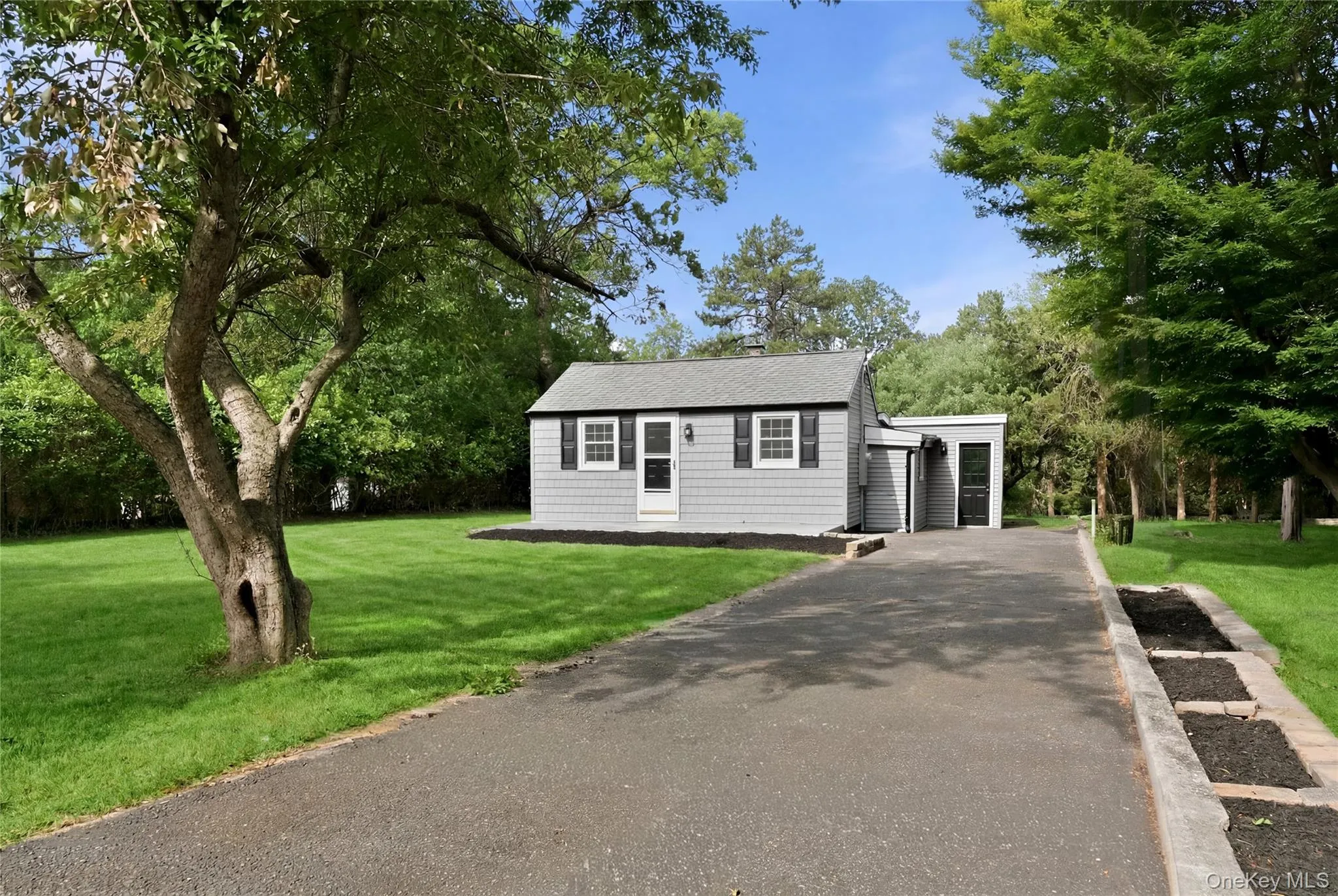 902 Old Medford Avenue, Brookhaven, NY, 2 Bedrooms Bedrooms, 6 Rooms Rooms,1 BathroomBathrooms,Residential,For Rent,Old Medford,0,1016658 902 Old Medford Avenue, Brookhaven, NY, 2 Bedrooms Bedrooms, 6 Rooms Rooms,1 BathroomBathrooms,Residential,For Rent,Old Medford,0,1016658