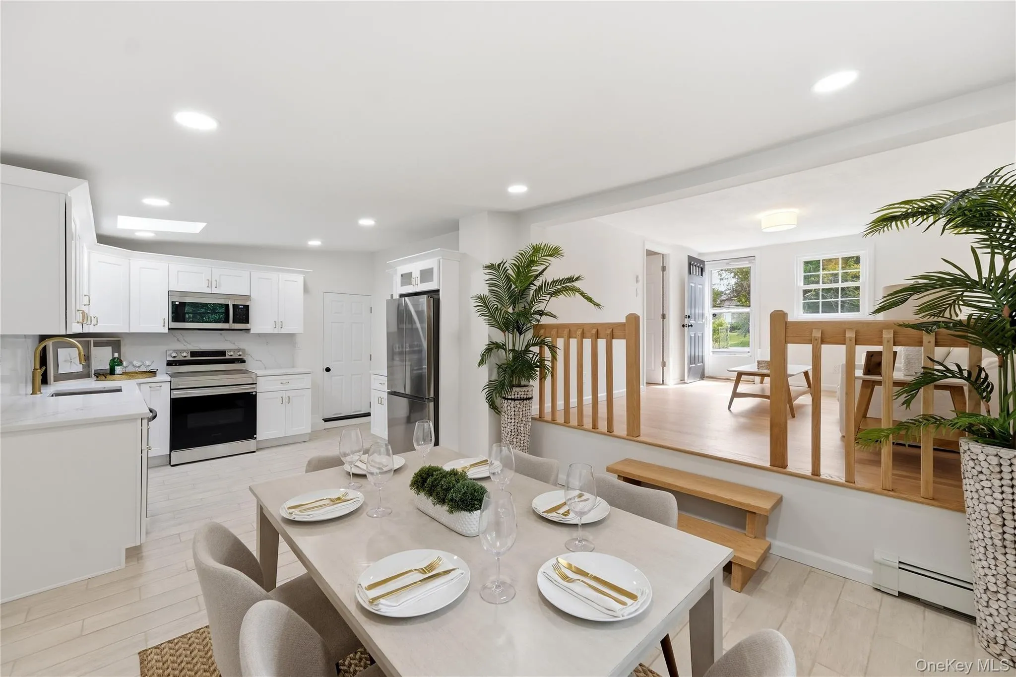 902 Old Medford Avenue, Brookhaven, NY, 2 Bedrooms Bedrooms, 6 Rooms Rooms,1 BathroomBathrooms,Residential,For Rent,Old Medford,0,1016658 902 Old Medford Avenue, Brookhaven, NY, 2 Bedrooms Bedrooms, 6 Rooms Rooms,1 BathroomBathrooms,Residential,For Rent,Old Medford,0,1016658