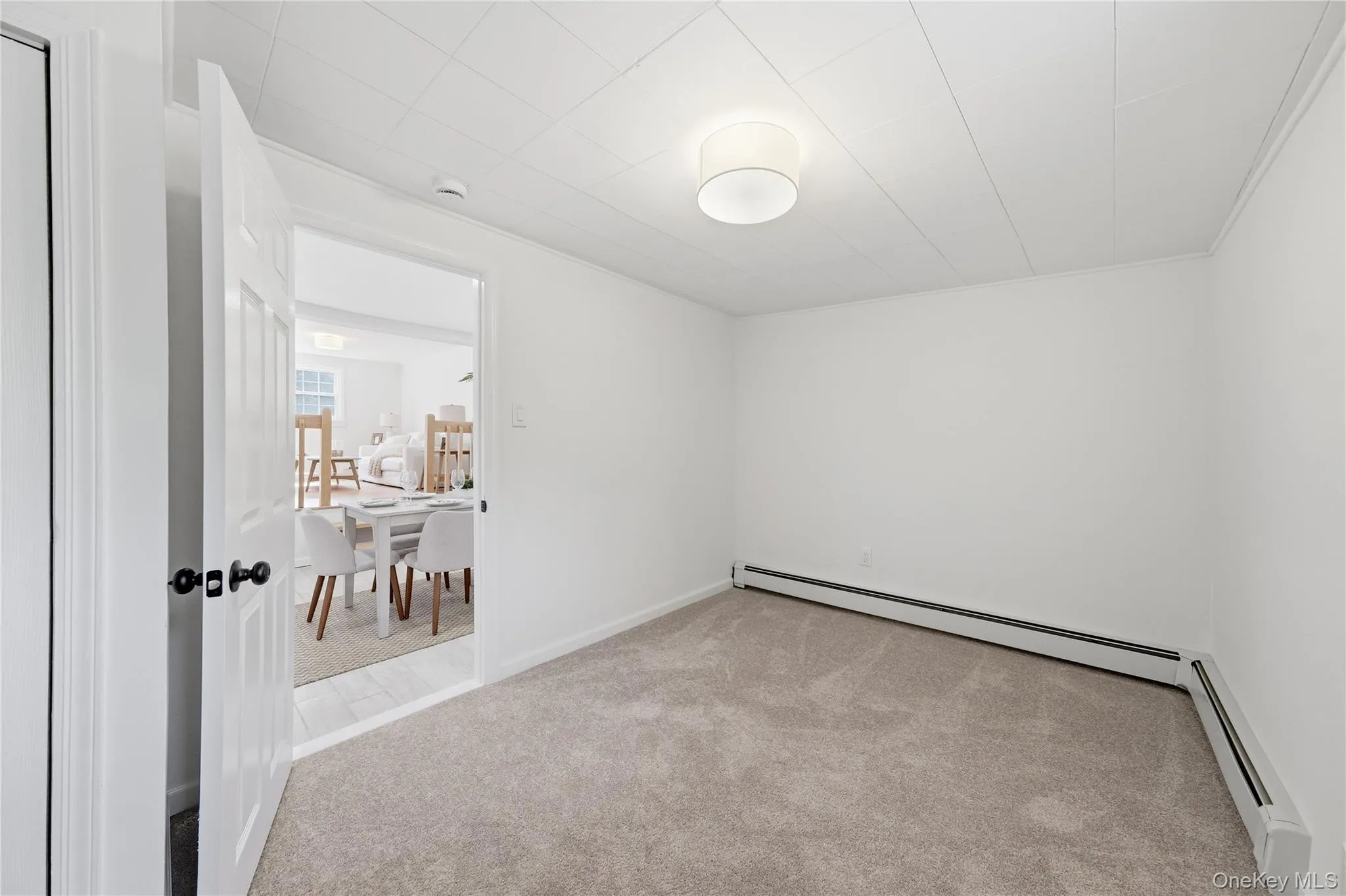 902 Old Medford Avenue, Brookhaven, NY, 2 Bedrooms Bedrooms, 6 Rooms Rooms,1 BathroomBathrooms,Residential,For Rent,Old Medford,0,1016658 902 Old Medford Avenue, Brookhaven, NY, 2 Bedrooms Bedrooms, 6 Rooms Rooms,1 BathroomBathrooms,Residential,For Rent,Old Medford,0,1016658
