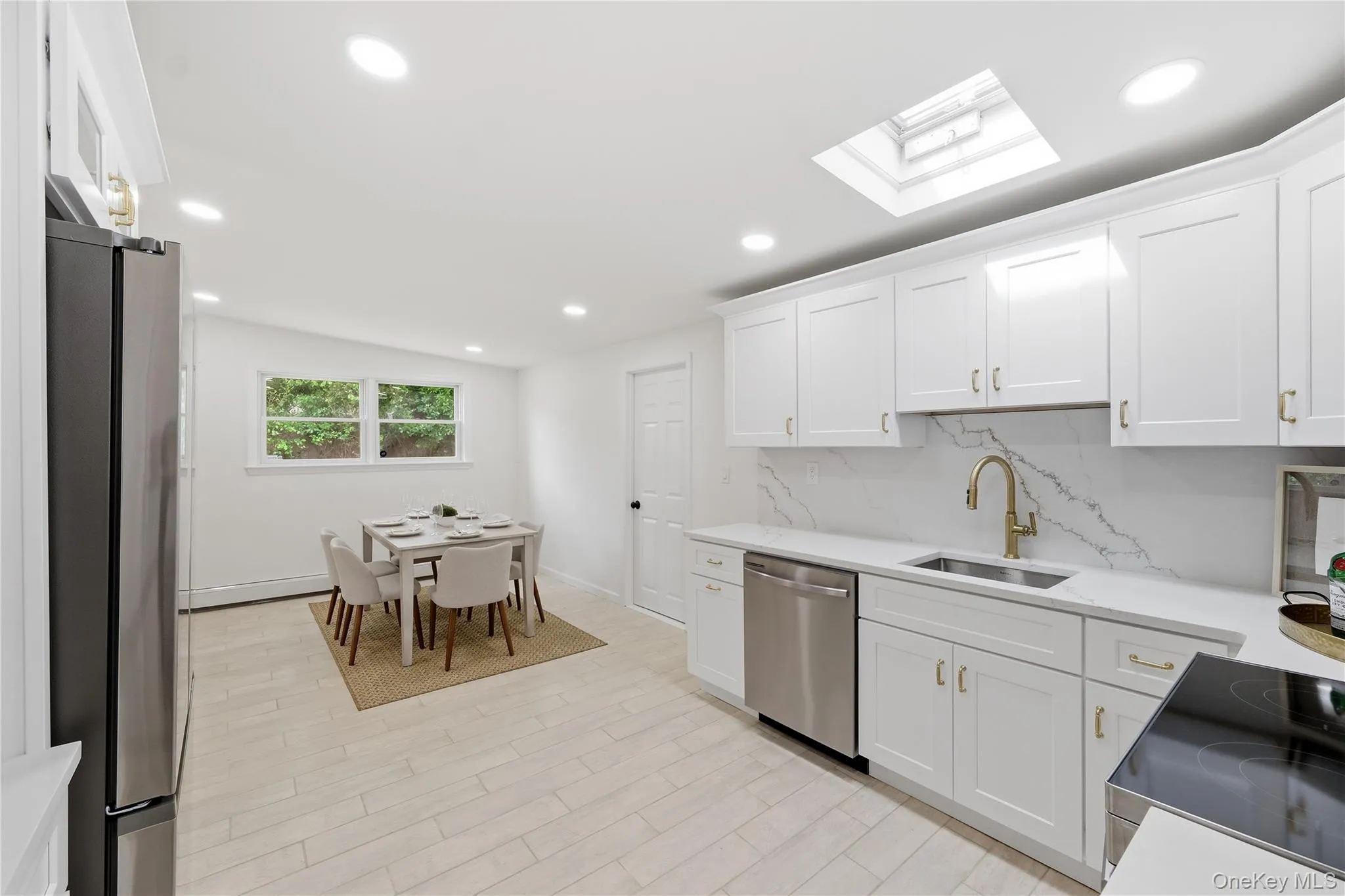 902 Old Medford Avenue, Brookhaven, NY, 2 Bedrooms Bedrooms, 6 Rooms Rooms,1 BathroomBathrooms,Residential,For Rent,Old Medford,0,1016658 902 Old Medford Avenue, Brookhaven, NY, 2 Bedrooms Bedrooms, 6 Rooms Rooms,1 BathroomBathrooms,Residential,For Rent,Old Medford,0,1016658