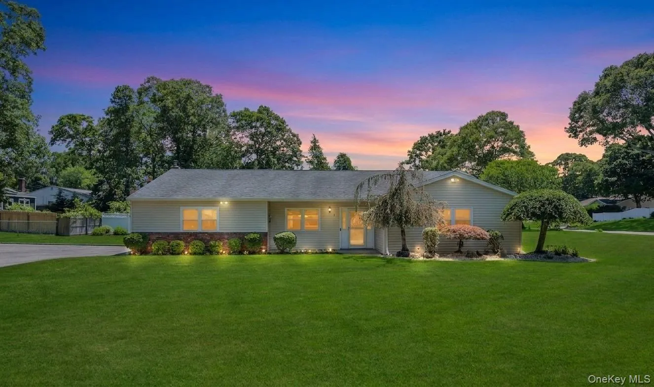 5 Half Hollow Road, Brookhaven, NY, 3 Bedrooms Bedrooms, 7 Rooms Rooms,2 BathroomsBathrooms,Residential,For Rent,Half Hollow Road,0,1016662 5 Half Hollow Road, Brookhaven, NY, 3 Bedrooms Bedrooms, 7 Rooms Rooms,2 BathroomsBathrooms,Residential,For Rent,Half Hollow Road,0,1016662