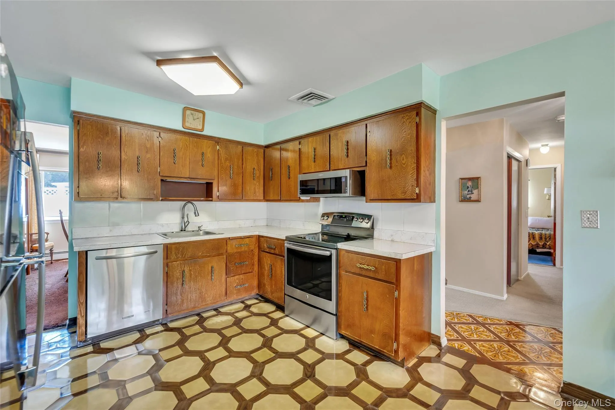 5 Half Hollow Road, Brookhaven, NY, 3 Bedrooms Bedrooms, 7 Rooms Rooms,2 BathroomsBathrooms,Residential,For Rent,Half Hollow Road,0,1016662 5 Half Hollow Road, Brookhaven, NY, 3 Bedrooms Bedrooms, 7 Rooms Rooms,2 BathroomsBathrooms,Residential,For Rent,Half Hollow Road,0,1016662