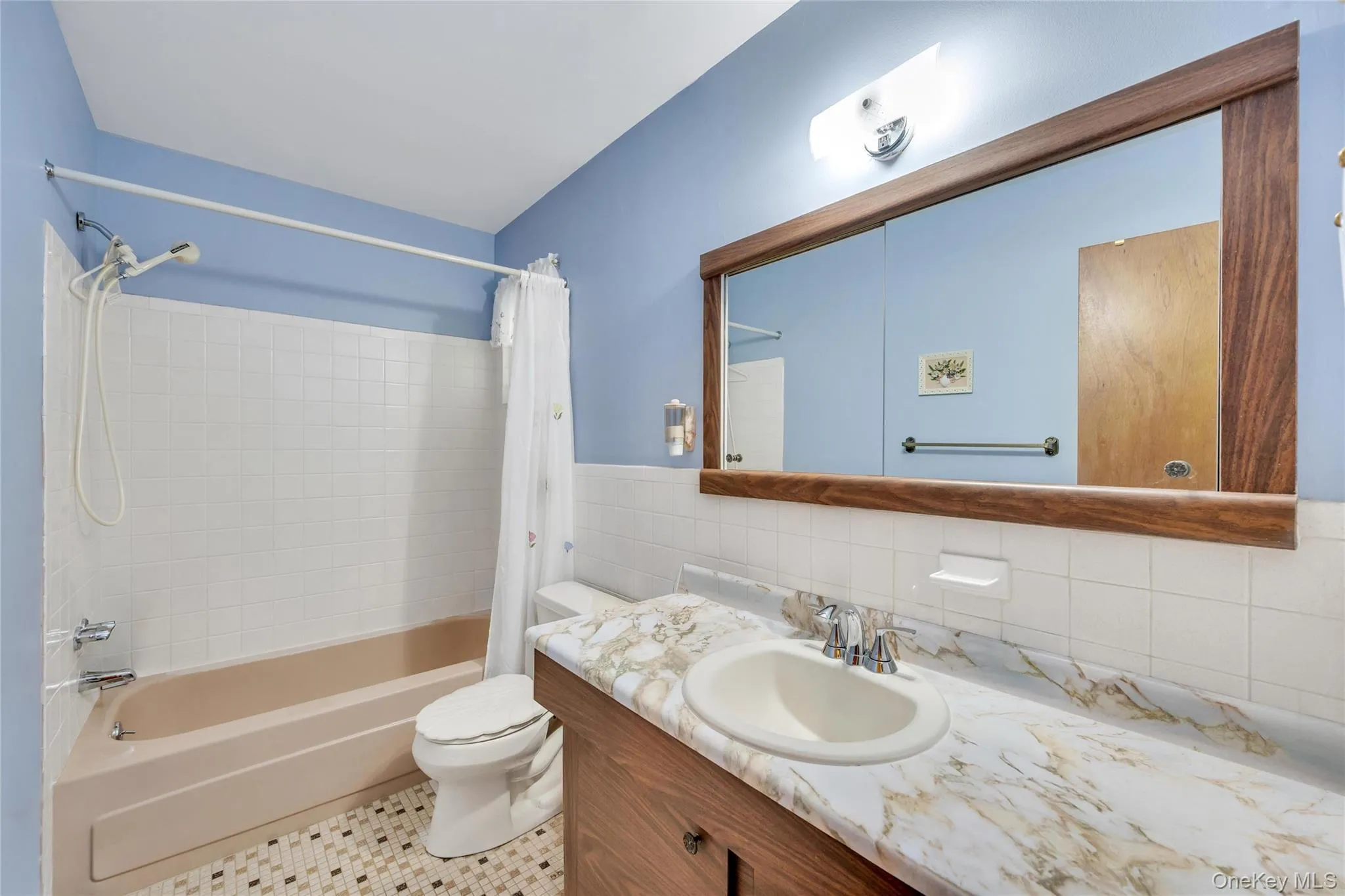 5 Half Hollow Road, Brookhaven, NY, 3 Bedrooms Bedrooms, 7 Rooms Rooms,2 BathroomsBathrooms,Residential,For Rent,Half Hollow Road,0,1016662 5 Half Hollow Road, Brookhaven, NY, 3 Bedrooms Bedrooms, 7 Rooms Rooms,2 BathroomsBathrooms,Residential,For Rent,Half Hollow Road,0,1016662