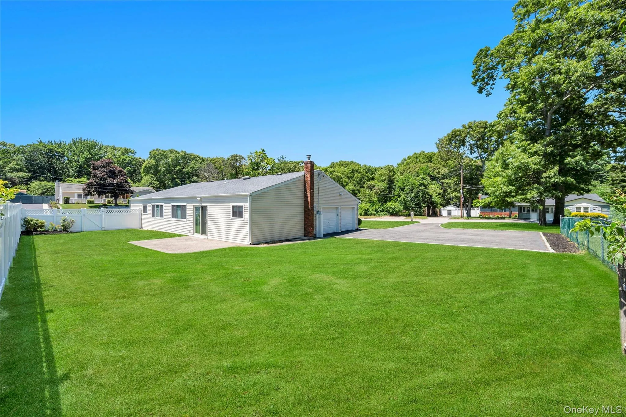 5 Half Hollow Road, Brookhaven, NY, 3 Bedrooms Bedrooms, 7 Rooms Rooms,2 BathroomsBathrooms,Residential,For Rent,Half Hollow Road,0,1016662 5 Half Hollow Road, Brookhaven, NY, 3 Bedrooms Bedrooms, 7 Rooms Rooms,2 BathroomsBathrooms,Residential,For Rent,Half Hollow Road,0,1016662