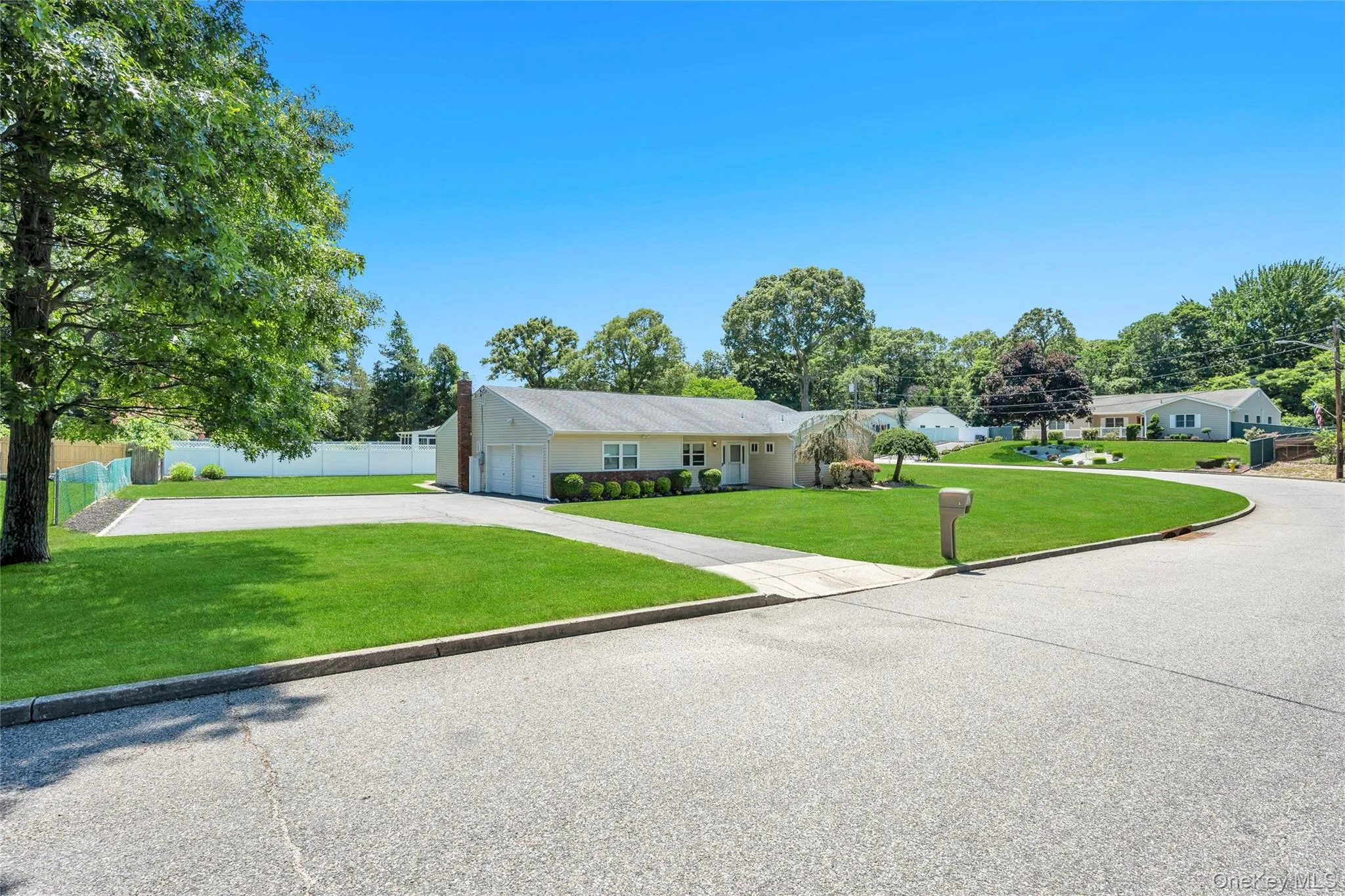 5 Half Hollow Road, Brookhaven, NY, 3 Bedrooms Bedrooms, 7 Rooms Rooms,2 BathroomsBathrooms,Residential,For Rent,Half Hollow Road,0,1016662 5 Half Hollow Road, Brookhaven, NY, 3 Bedrooms Bedrooms, 7 Rooms Rooms,2 BathroomsBathrooms,Residential,For Rent,Half Hollow Road,0,1016662