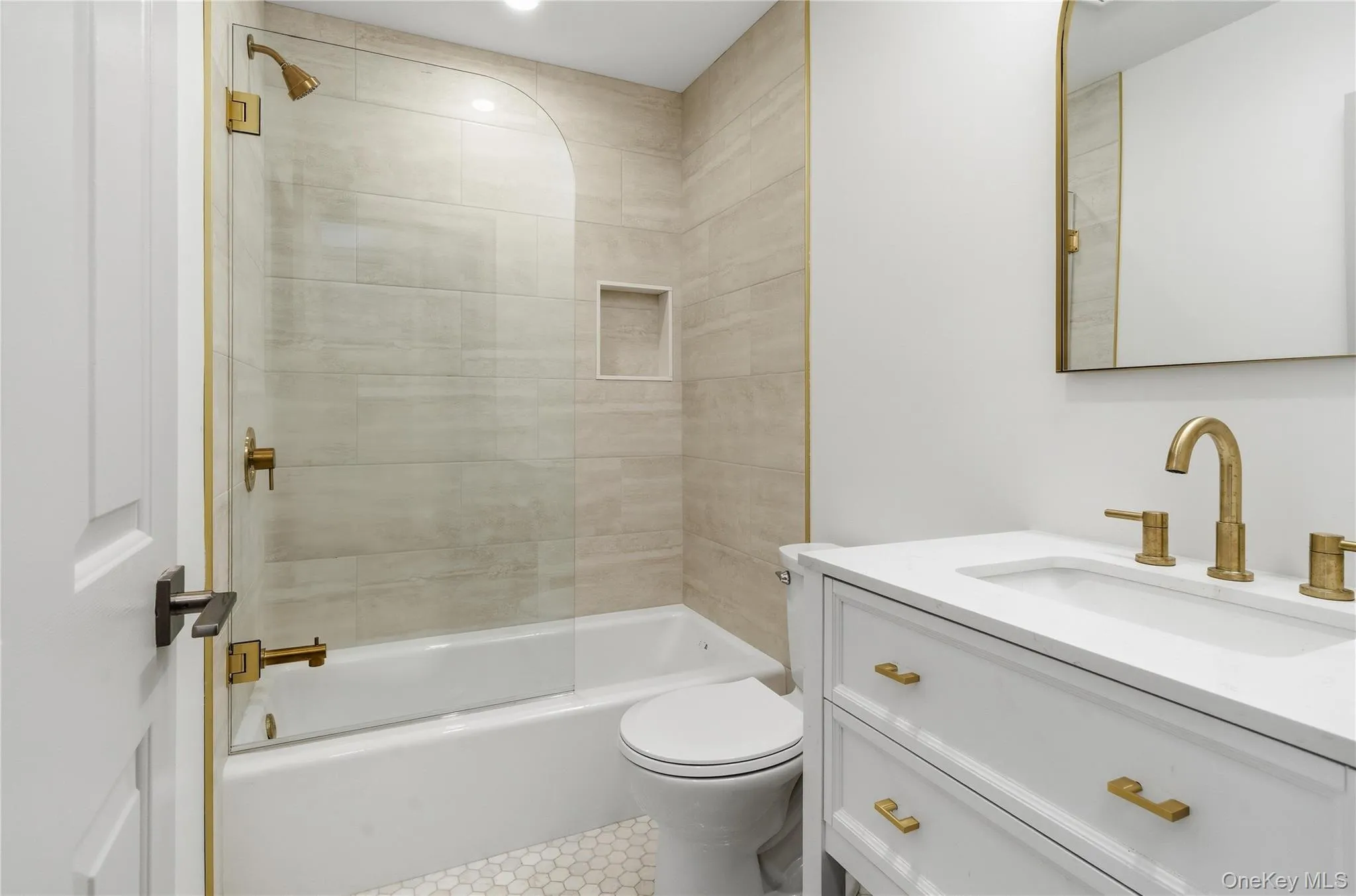 336 2ND Street, Southold, NY, 4 Bedrooms Bedrooms, 8 Rooms Rooms,2 BathroomsBathrooms,Residential Lease,For Rent,2ND,0,1016670 336 2ND Street, Southold, NY, 4 Bedrooms Bedrooms, 8 Rooms Rooms,2 BathroomsBathrooms,Residential Lease,For Rent,2ND,0,1016670