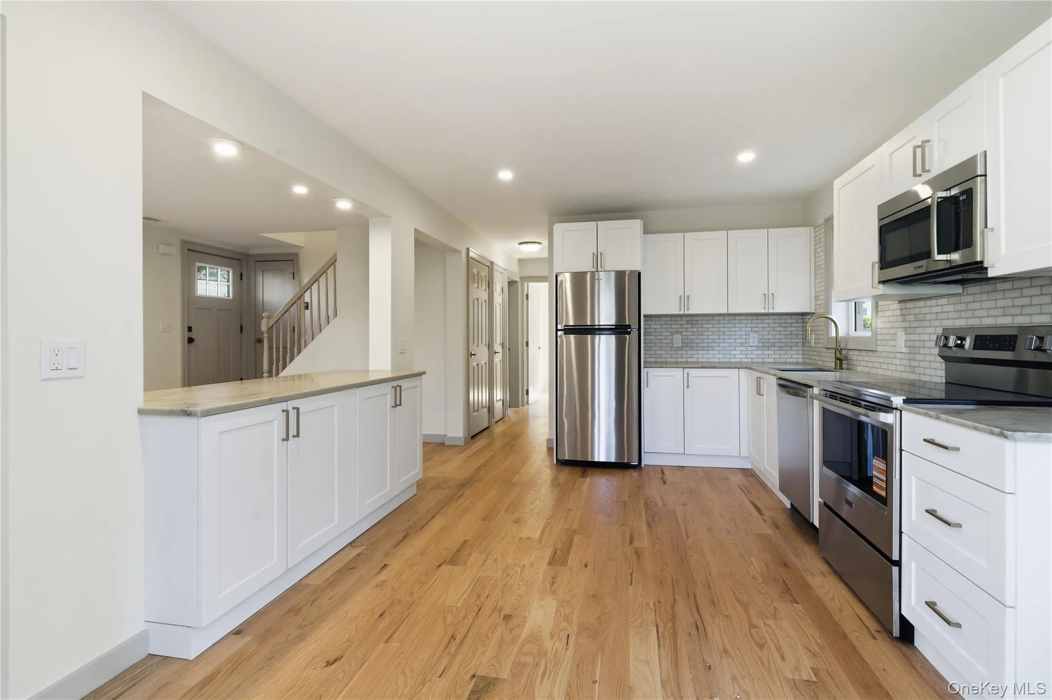 336 2ND Street, Southold, NY, 4 Bedrooms Bedrooms, 8 Rooms Rooms,2 BathroomsBathrooms,Residential Lease,For Rent,2ND,0,1016670 336 2ND Street, Southold, NY, 4 Bedrooms Bedrooms, 8 Rooms Rooms,2 BathroomsBathrooms,Residential Lease,For Rent,2ND,0,1016670