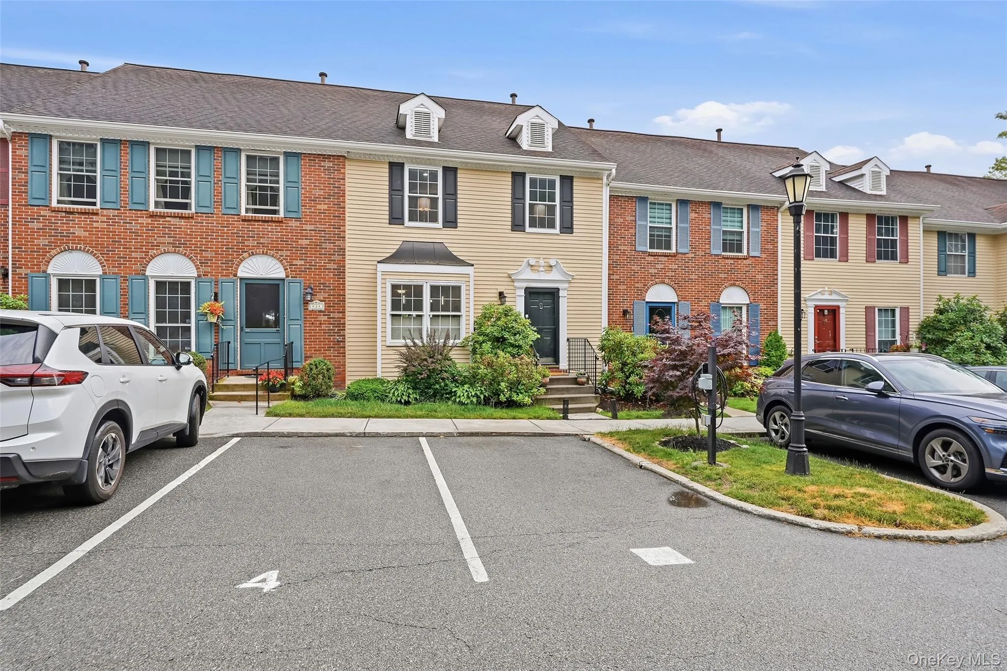 4 Cumberland Court, Peekskill, NY, 3 Bedrooms Bedrooms, 10 Rooms Rooms,3 BathroomsBathrooms,Residential,For Rent,Cumberland,0,KEY1016674 4 Cumberland Court, Peekskill, NY, 3 Bedrooms Bedrooms, 10 Rooms Rooms,3 BathroomsBathrooms,Residential,For Rent,Cumberland,0,KEY1016674