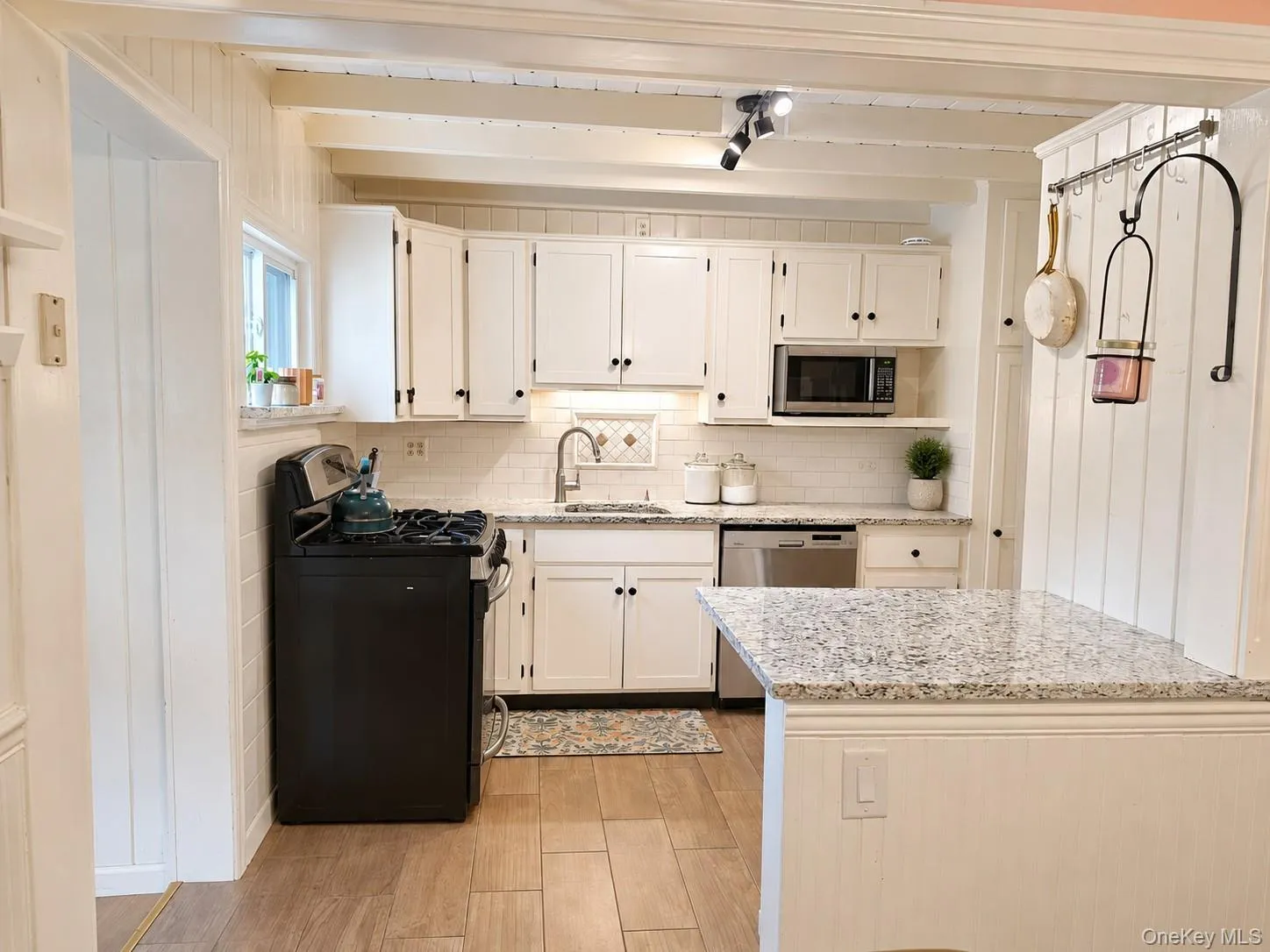 398 Convent Road, Orangetown, NY, 4 Bedrooms Bedrooms, 9 Rooms Rooms,2 BathroomsBathrooms,Residential Lease,For Rent,Convent,0,1016678 398 Convent Road, Orangetown, NY, 4 Bedrooms Bedrooms, 9 Rooms Rooms,2 BathroomsBathrooms,Residential Lease,For Rent,Convent,0,1016678
