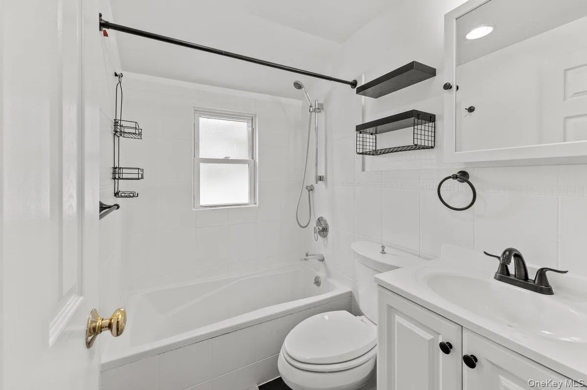 69 Millard (AKA 44 Brooke) Avenue, Yonkers, NY, 4 Bedrooms Bedrooms, 7 Rooms Rooms,2 BathroomsBathrooms,Residential,For Rent,Millard (AKA 44 Brooke),0,KEY1016679 69 Millard (AKA 44 Brooke) Avenue, Yonkers, NY, 4 Bedrooms Bedrooms, 7 Rooms Rooms,2 BathroomsBathrooms,Residential,For Rent,Millard (AKA 44 Brooke),0,KEY1016679