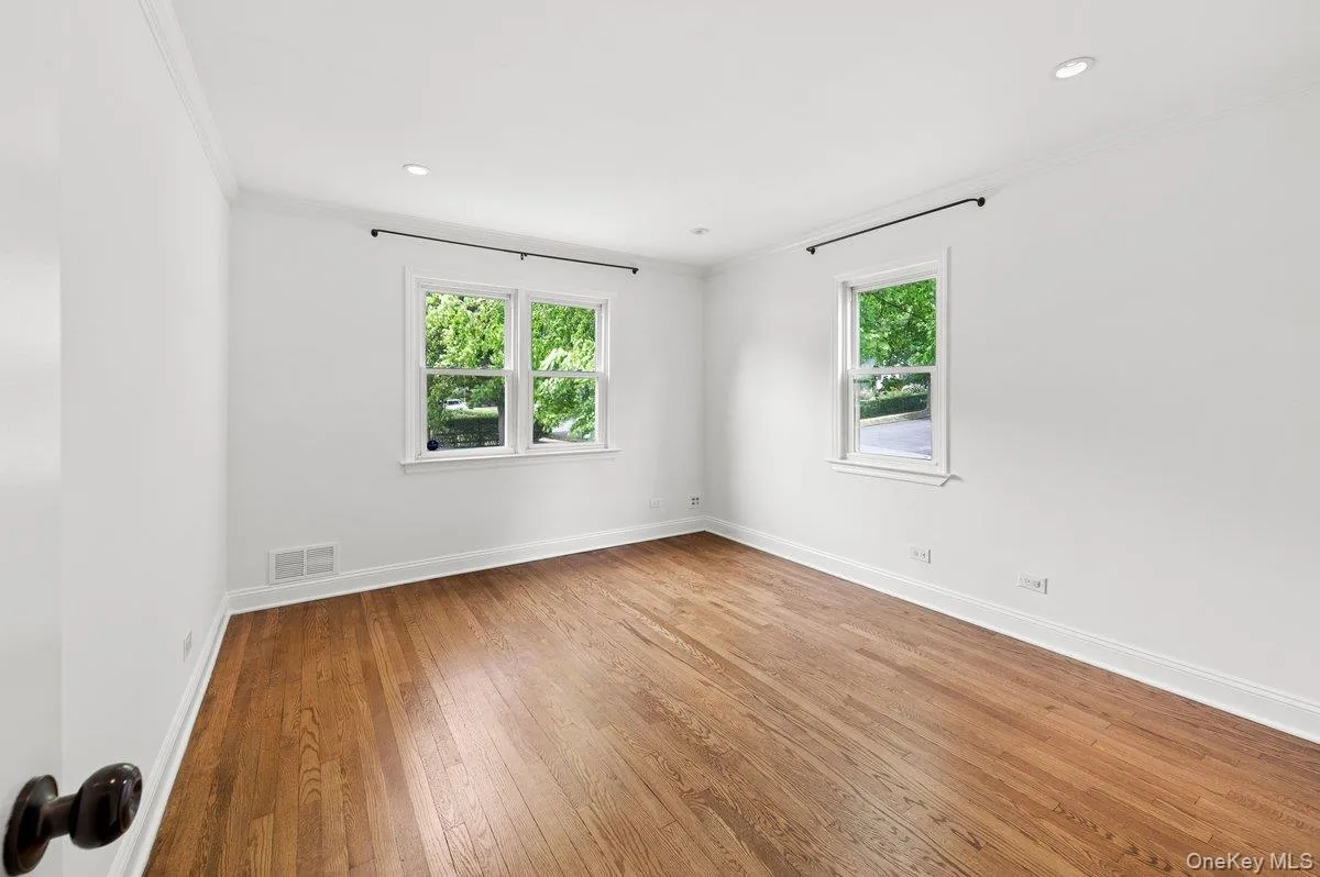 69 Millard (AKA 44 Brooke) Avenue, Yonkers, NY, 4 Bedrooms Bedrooms, 7 Rooms Rooms,2 BathroomsBathrooms,Residential,For Rent,Millard (AKA 44 Brooke),0,KEY1016679 69 Millard (AKA 44 Brooke) Avenue, Yonkers, NY, 4 Bedrooms Bedrooms, 7 Rooms Rooms,2 BathroomsBathrooms,Residential,For Rent,Millard (AKA 44 Brooke),0,KEY1016679