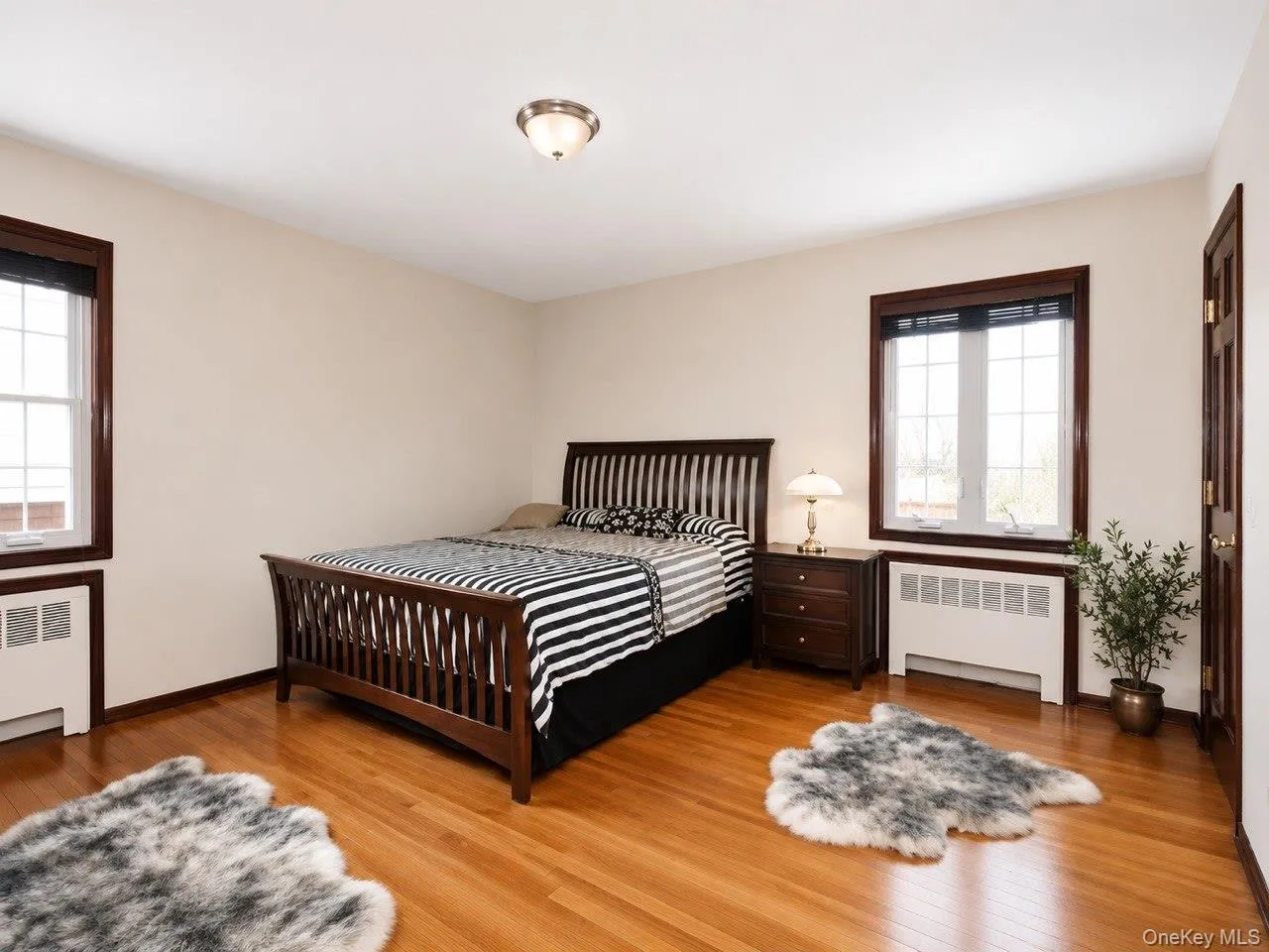 360 Terrace Avenue, Hempstead, NY, 3 Bedrooms Bedrooms, 7 Rooms Rooms,3 BathroomsBathrooms,Residential,For Rent,Terrace,0,KEY1016681 360 Terrace Avenue, Hempstead, NY, 3 Bedrooms Bedrooms, 7 Rooms Rooms,3 BathroomsBathrooms,Residential,For Rent,Terrace,0,KEY1016681