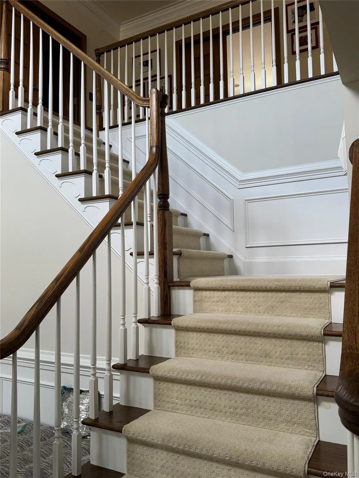 Entry Staircase Entry Staircase
