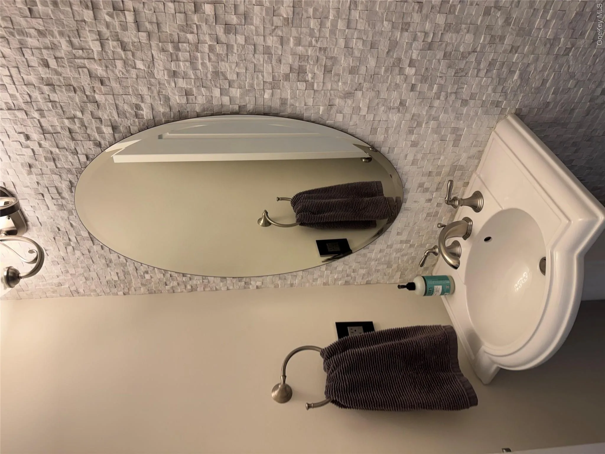 12 Birch Hill Road, Greenburgh, NY, 6 Bedrooms Bedrooms, 13 Rooms Rooms,5 BathroomsBathrooms,Residential,For Rent,Birch Hill,0,1016685 12 Birch Hill Road, Greenburgh, NY, 6 Bedrooms Bedrooms, 13 Rooms Rooms,5 BathroomsBathrooms,Residential,For Rent,Birch Hill,0,1016685