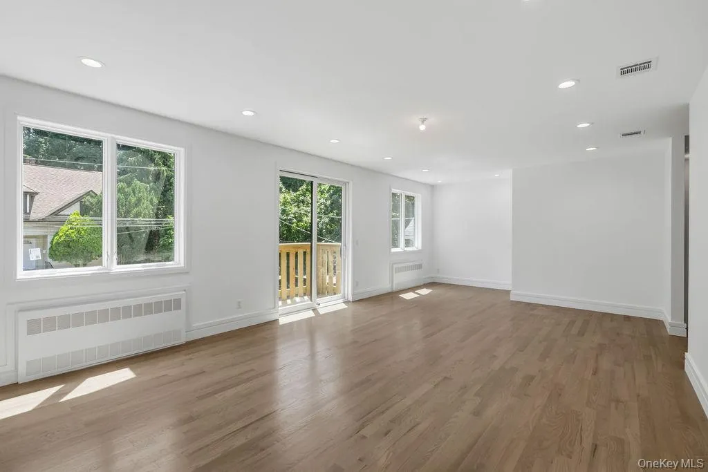 111 Lake Spring, Ramapo, NY, 4 Bedrooms Bedrooms, 8 Rooms Rooms,3 BathroomsBathrooms,Residential,For Rent,Lake Spring,0,1016688 111 Lake Spring, Ramapo, NY, 4 Bedrooms Bedrooms, 8 Rooms Rooms,3 BathroomsBathrooms,Residential,For Rent,Lake Spring,0,1016688