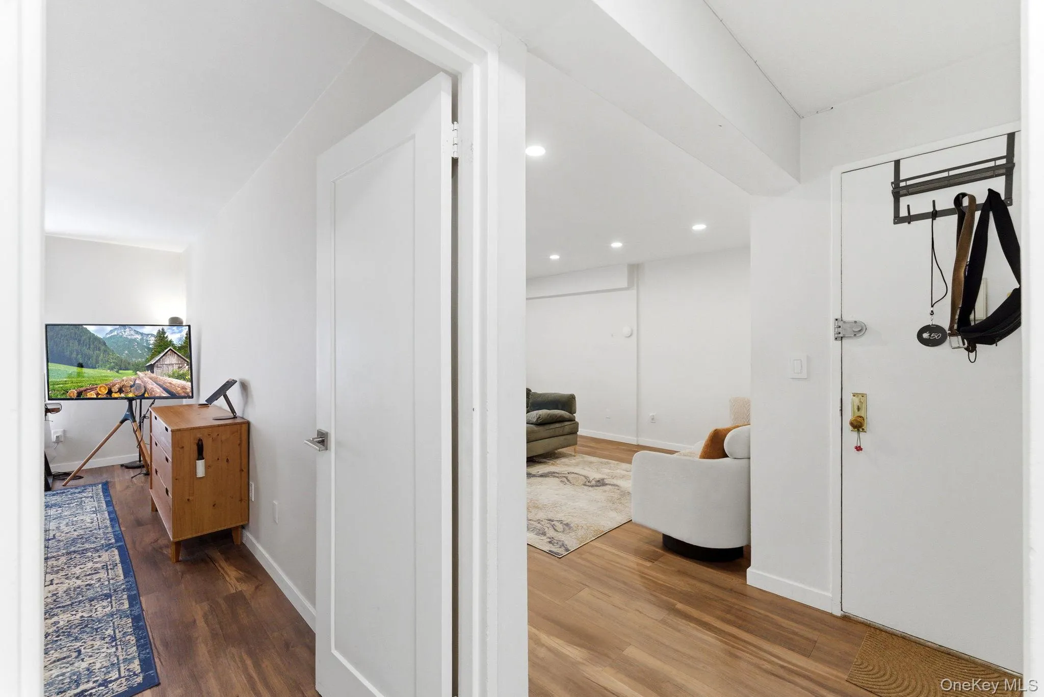 250 N Broadway, Yonkers, NY, 1 Bedroom Bedrooms, 3 Rooms Rooms,1 BathroomBathrooms,Residential,For Rent,N Broadway,0,1016689 250 N Broadway, Yonkers, NY, 1 Bedroom Bedrooms, 3 Rooms Rooms,1 BathroomBathrooms,Residential,For Rent,N Broadway,0,1016689