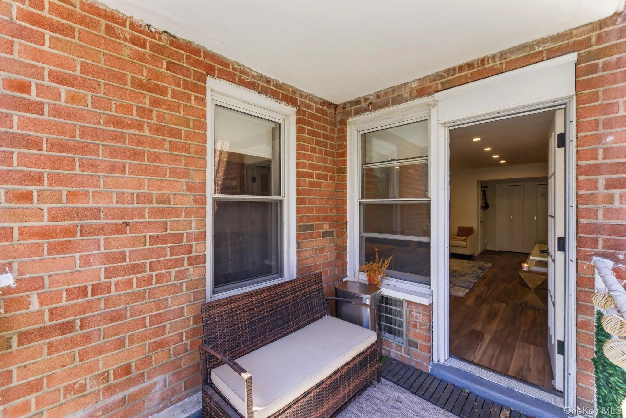 250 N Broadway, Yonkers, NY, 1 Bedroom Bedrooms, 3 Rooms Rooms,1 BathroomBathrooms,Residential,For Rent,N Broadway,0,1016689 250 N Broadway, Yonkers, NY, 1 Bedroom Bedrooms, 3 Rooms Rooms,1 BathroomBathrooms,Residential,For Rent,N Broadway,0,1016689