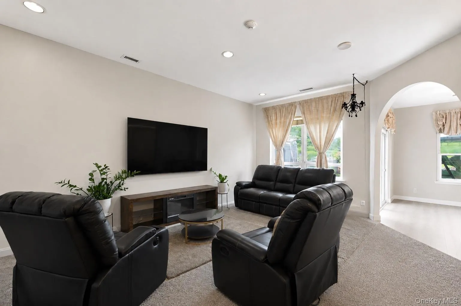 843 Spring Lake Drive, Brookhaven, NY, 3 Bedrooms Bedrooms, 7 Rooms Rooms,2 BathroomsBathrooms,Residential,For Rent,Spring Lake,0,1016691 843 Spring Lake Drive, Brookhaven, NY, 3 Bedrooms Bedrooms, 7 Rooms Rooms,2 BathroomsBathrooms,Residential,For Rent,Spring Lake,0,1016691