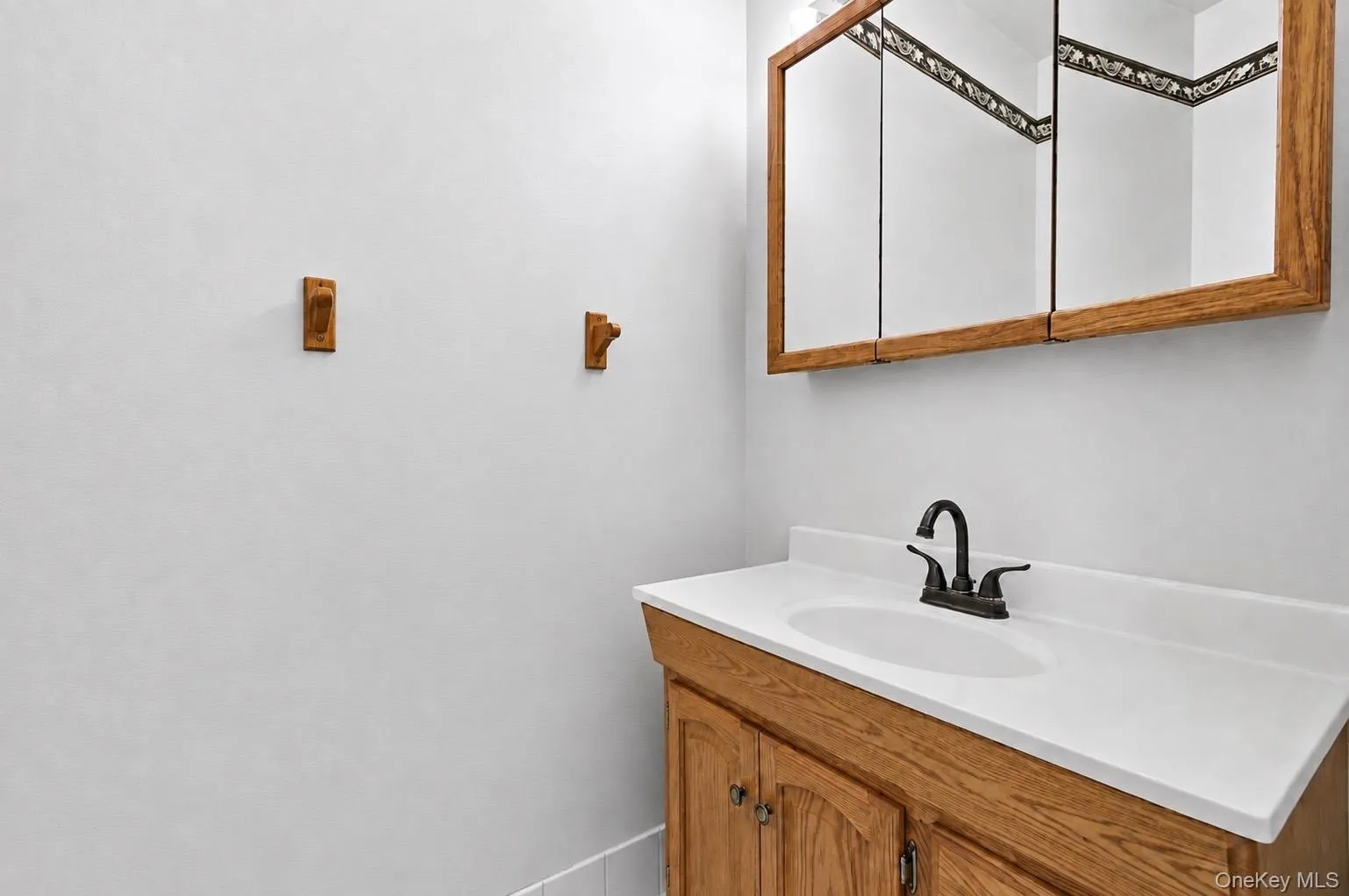 843 Spring Lake Drive, Brookhaven, NY, 3 Bedrooms Bedrooms, 7 Rooms Rooms,2 BathroomsBathrooms,Residential,For Rent,Spring Lake,0,1016691 843 Spring Lake Drive, Brookhaven, NY, 3 Bedrooms Bedrooms, 7 Rooms Rooms,2 BathroomsBathrooms,Residential,For Rent,Spring Lake,0,1016691