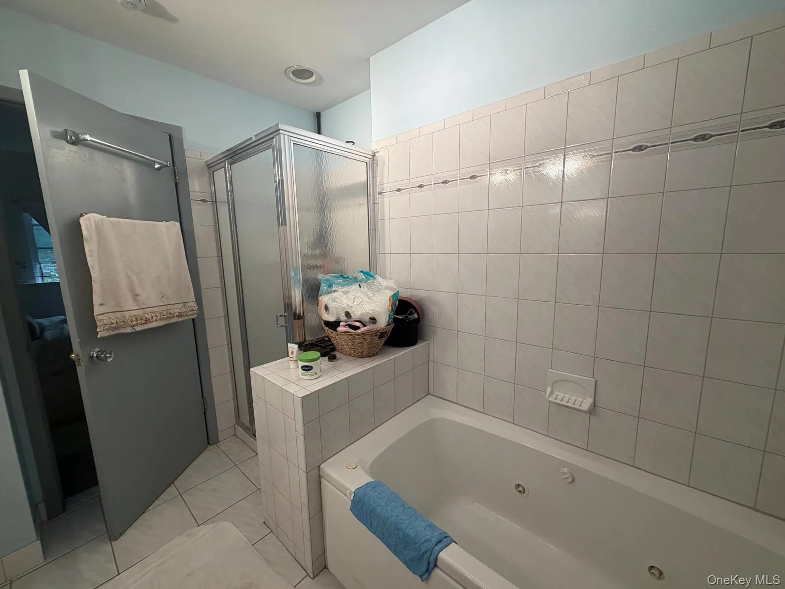 843 Spring Lake Drive, Brookhaven, NY, 3 Bedrooms Bedrooms, 7 Rooms Rooms,2 BathroomsBathrooms,Residential,For Rent,Spring Lake,0,1016691 843 Spring Lake Drive, Brookhaven, NY, 3 Bedrooms Bedrooms, 7 Rooms Rooms,2 BathroomsBathrooms,Residential,For Rent,Spring Lake,0,1016691