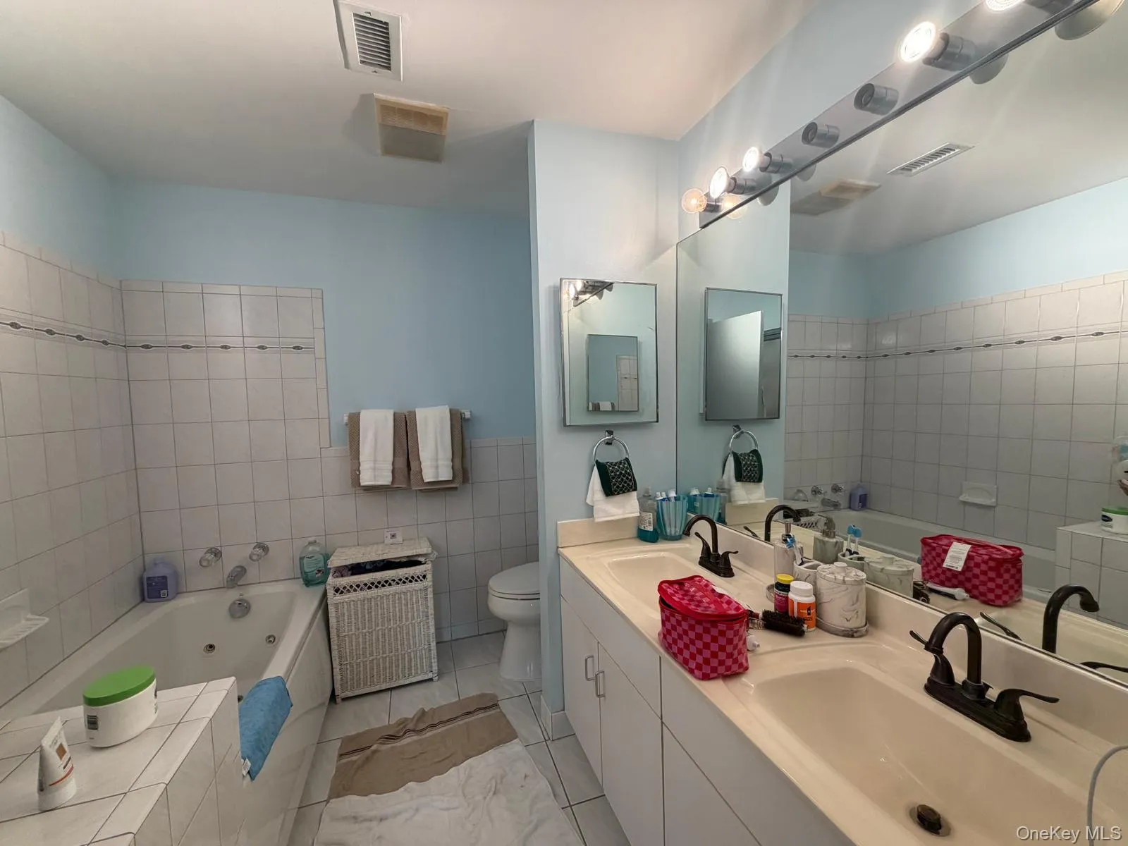 843 Spring Lake Drive, Brookhaven, NY, 3 Bedrooms Bedrooms, 7 Rooms Rooms,2 BathroomsBathrooms,Residential,For Rent,Spring Lake,0,1016691 843 Spring Lake Drive, Brookhaven, NY, 3 Bedrooms Bedrooms, 7 Rooms Rooms,2 BathroomsBathrooms,Residential,For Rent,Spring Lake,0,1016691