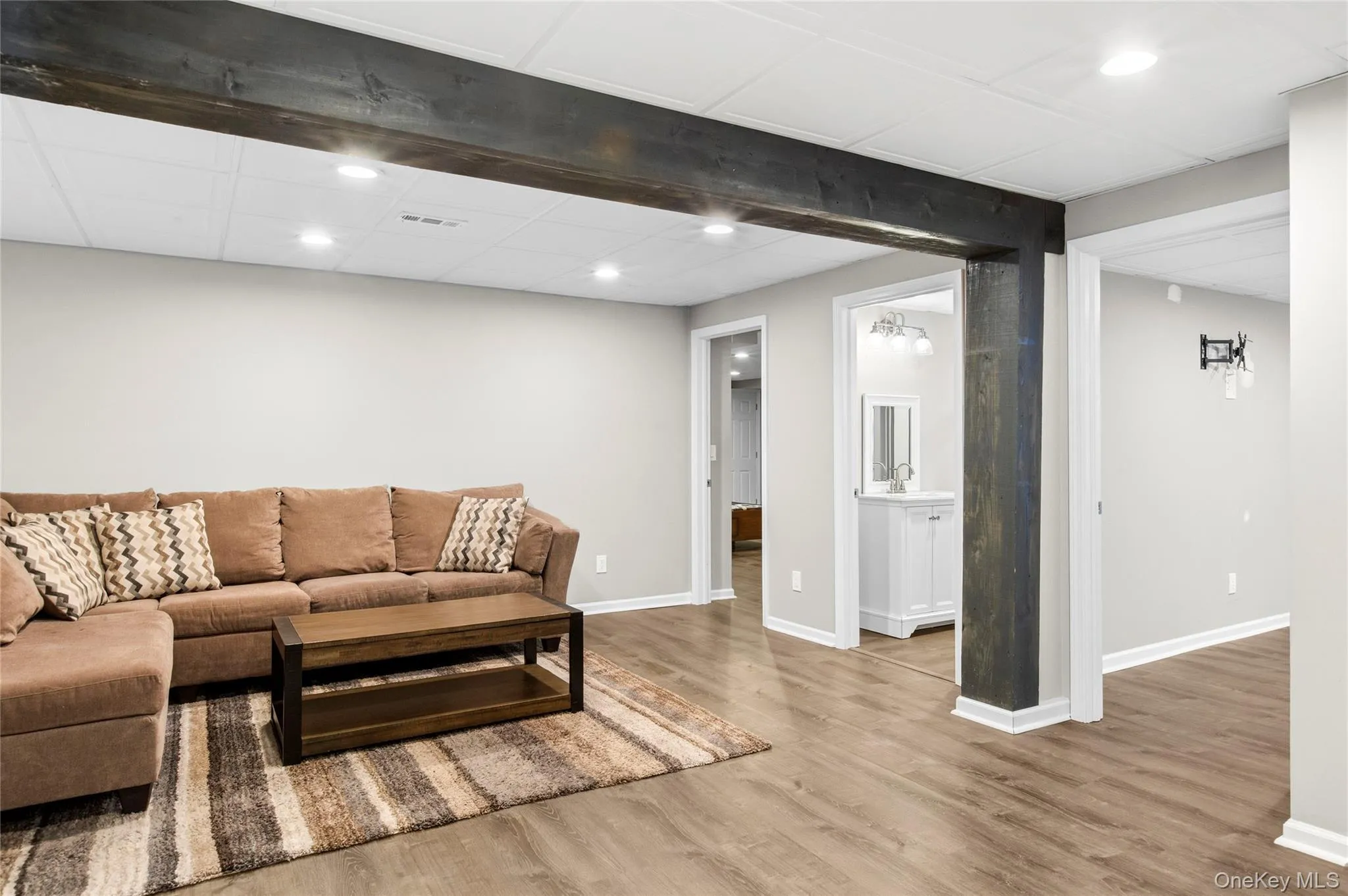 25 Ashley Circle, Brookhaven, NY, 4 Bedrooms Bedrooms, 15 Rooms Rooms,3 BathroomsBathrooms,Residential,For Rent,Ashley,0,KEY1016694 25 Ashley Circle, Brookhaven, NY, 4 Bedrooms Bedrooms, 15 Rooms Rooms,3 BathroomsBathrooms,Residential,For Rent,Ashley,0,KEY1016694