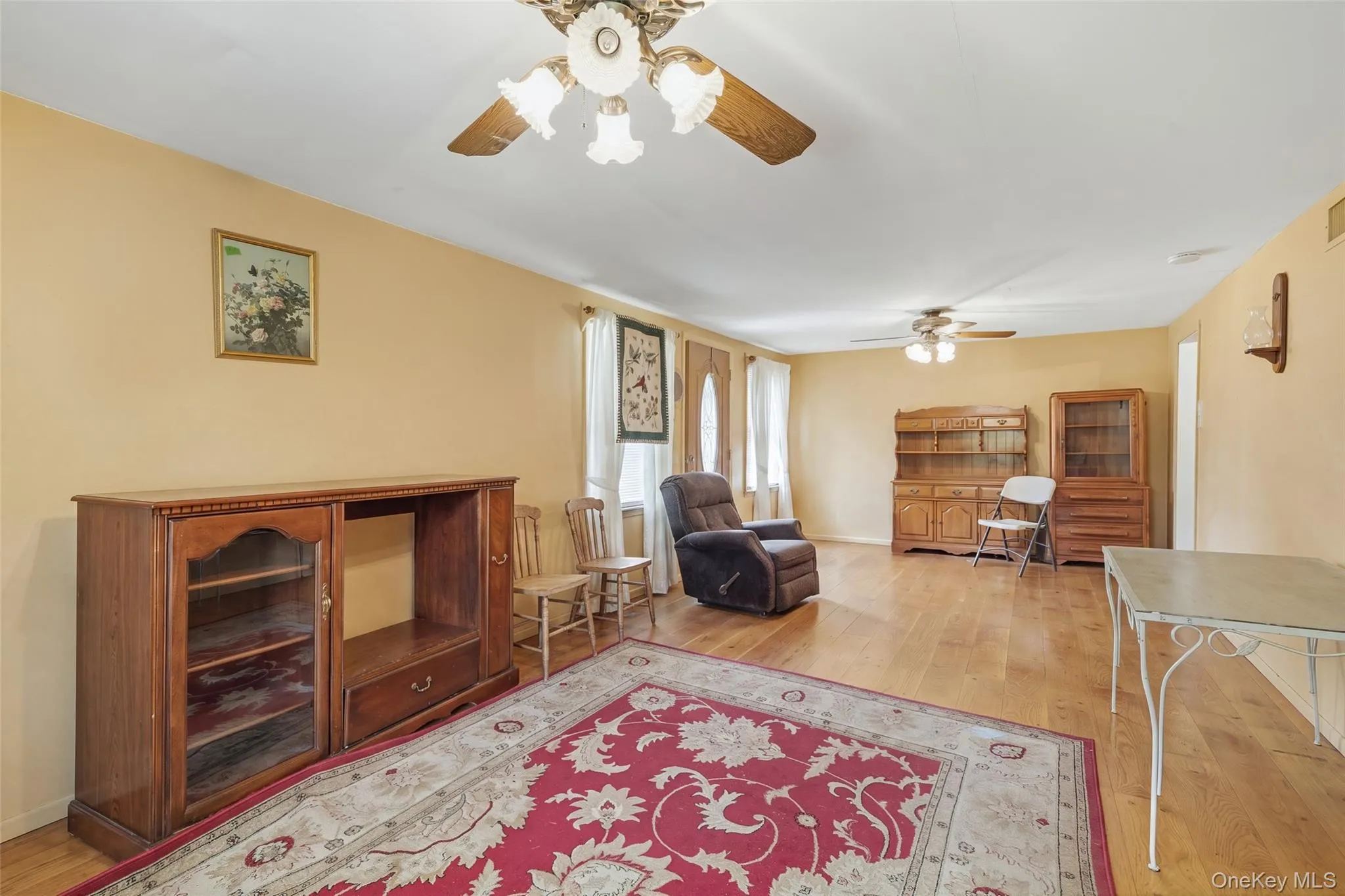 331 Kings Highway, Orangetown, NY, 4 Bedrooms Bedrooms, 8 Rooms Rooms,2 BathroomsBathrooms,Residential,For Rent,Kings,0,1016695 331 Kings Highway, Orangetown, NY, 4 Bedrooms Bedrooms, 8 Rooms Rooms,2 BathroomsBathrooms,Residential,For Rent,Kings,0,1016695