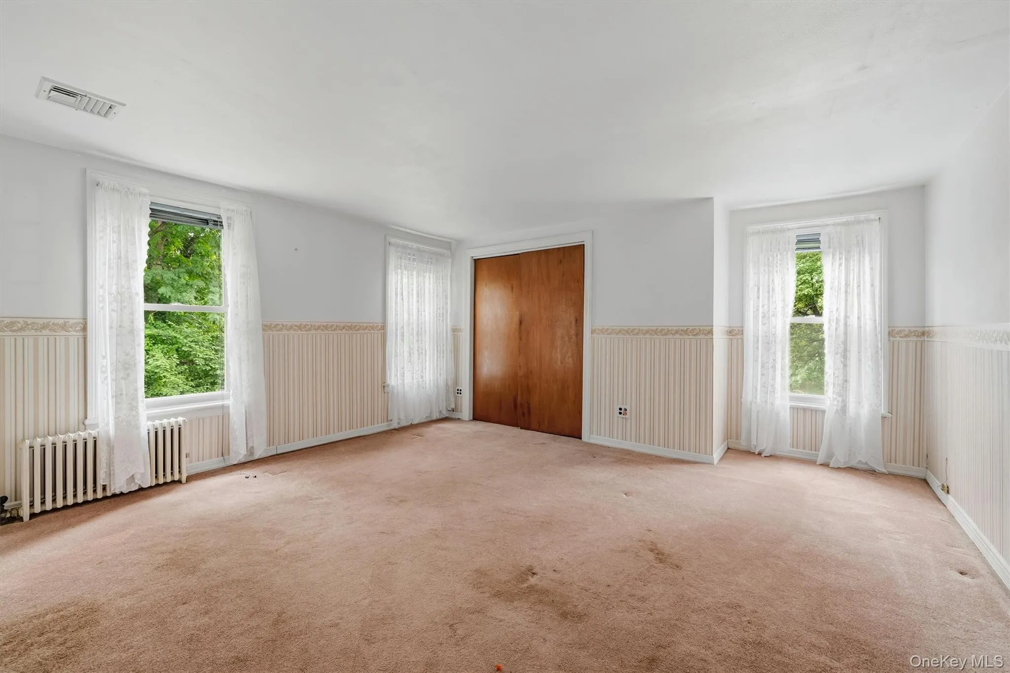 331 Kings Highway, Orangetown, NY, 4 Bedrooms Bedrooms, 8 Rooms Rooms,2 BathroomsBathrooms,Residential,For Rent,Kings,0,1016695 331 Kings Highway, Orangetown, NY, 4 Bedrooms Bedrooms, 8 Rooms Rooms,2 BathroomsBathrooms,Residential,For Rent,Kings,0,1016695