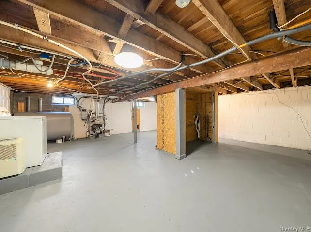 16 Brushwood Drive, Brookhaven, NY, 4 Bedrooms Bedrooms, 7 Rooms Rooms,1 BathroomBathrooms,Residential,For Rent,Brushwood,0,1016696 16 Brushwood Drive, Brookhaven, NY, 4 Bedrooms Bedrooms, 7 Rooms Rooms,1 BathroomBathrooms,Residential,For Rent,Brushwood,0,1016696