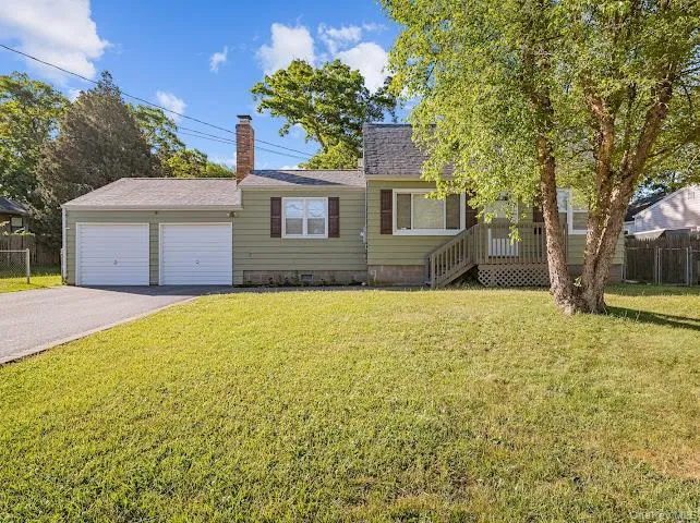 16 Brushwood Drive, Brookhaven, NY, 4 Bedrooms Bedrooms, 7 Rooms Rooms,1 BathroomBathrooms,Residential,For Rent,Brushwood,0,1016696 16 Brushwood Drive, Brookhaven, NY, 4 Bedrooms Bedrooms, 7 Rooms Rooms,1 BathroomBathrooms,Residential,For Rent,Brushwood,0,1016696