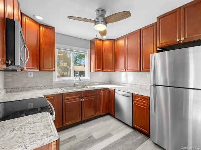 16 Brushwood Drive, Brookhaven, NY, 4 Bedrooms Bedrooms, 7 Rooms Rooms,1 BathroomBathrooms,Residential,For Rent,Brushwood,0,1016696 16 Brushwood Drive, Brookhaven, NY, 4 Bedrooms Bedrooms, 7 Rooms Rooms,1 BathroomBathrooms,Residential,For Rent,Brushwood,0,1016696