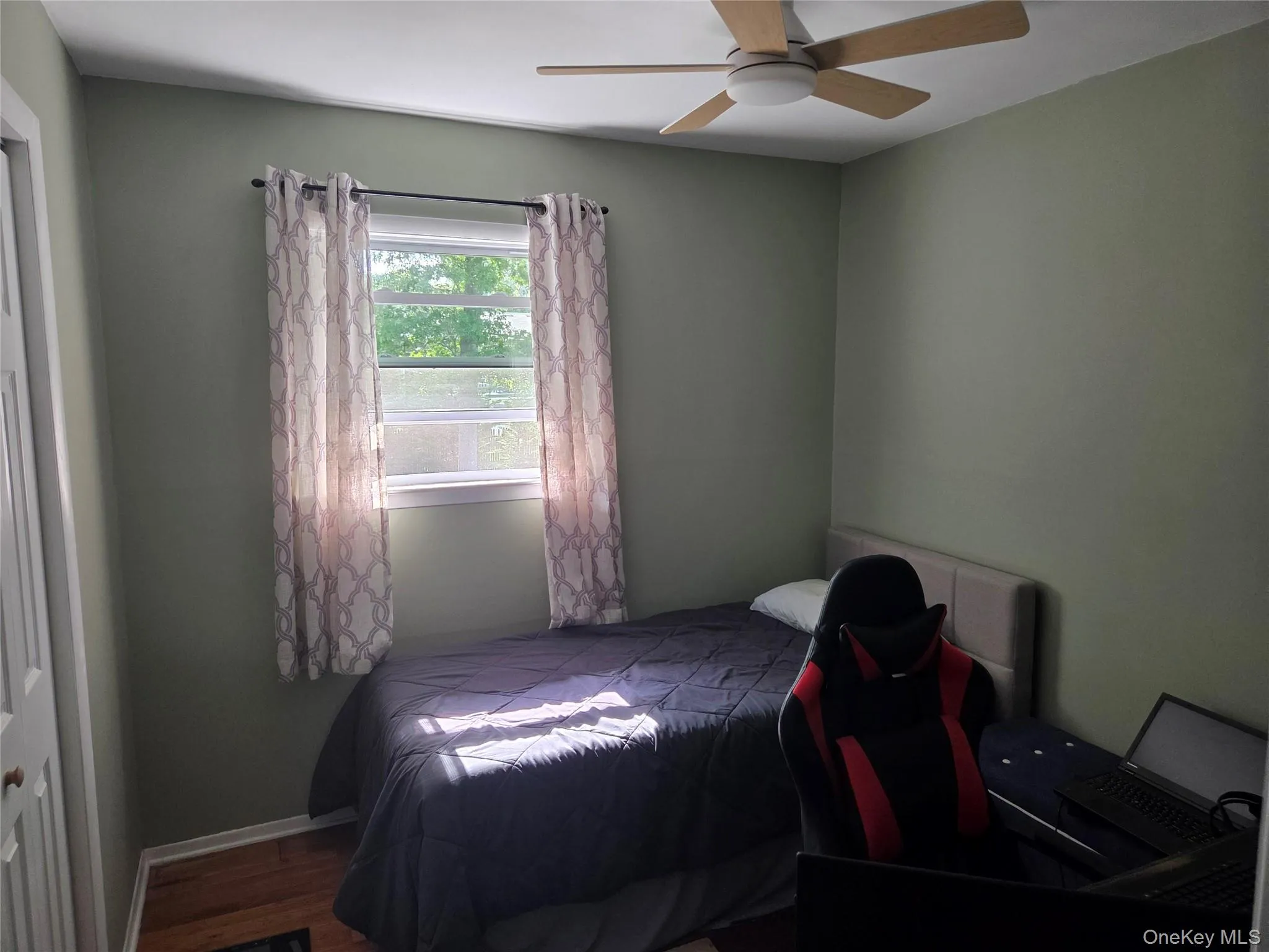 12 Wayside Lane, Smithtown, NY, 3 Bedrooms Bedrooms, 8 Rooms Rooms,2 BathroomsBathrooms,Residential,For Rent,Wayside,0,1016698 12 Wayside Lane, Smithtown, NY, 3 Bedrooms Bedrooms, 8 Rooms Rooms,2 BathroomsBathrooms,Residential,For Rent,Wayside,0,1016698
