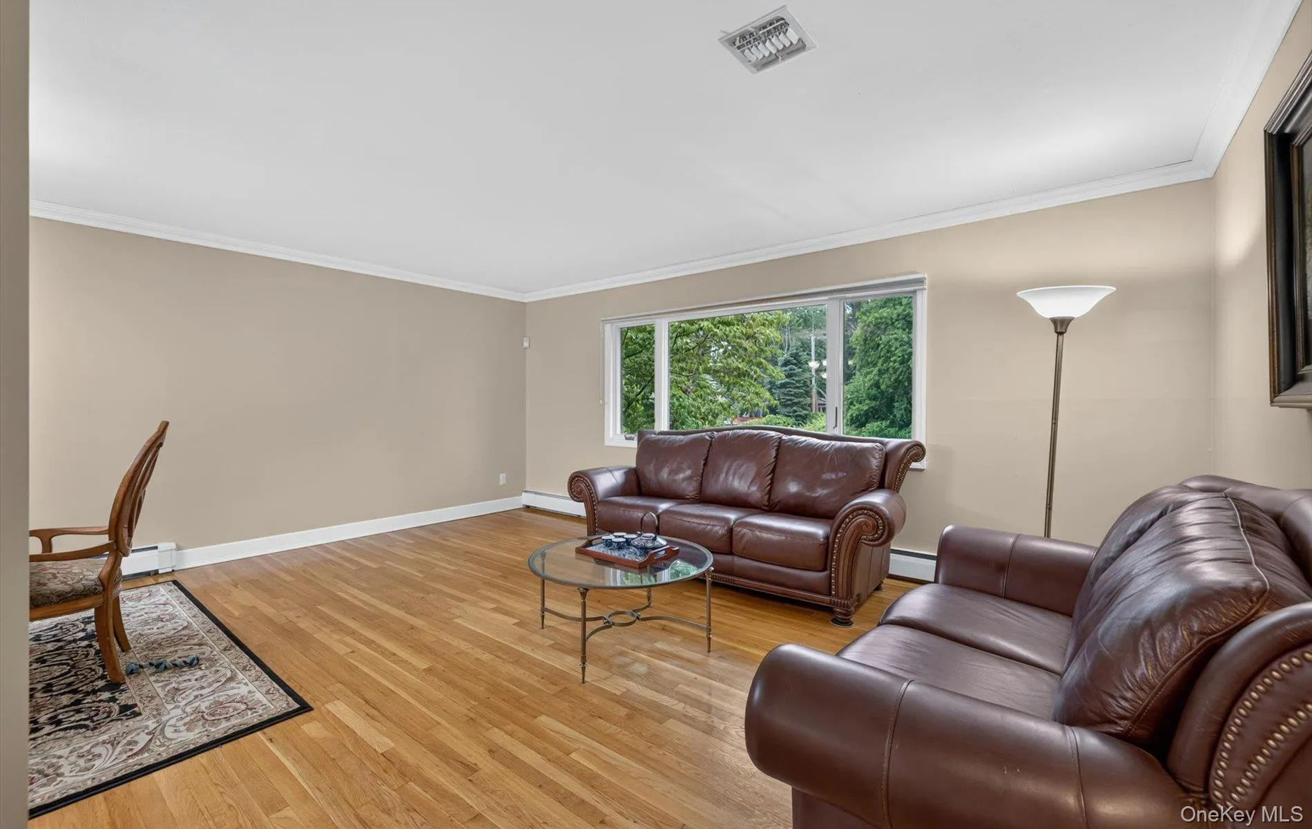 40 Pittoni Drive, Smithtown, NY, 5 Bedrooms Bedrooms, 9 Rooms Rooms,2 BathroomsBathrooms,Residential,For Rent,Pittoni,0,KEY1016699 40 Pittoni Drive, Smithtown, NY, 5 Bedrooms Bedrooms, 9 Rooms Rooms,2 BathroomsBathrooms,Residential,For Rent,Pittoni,0,KEY1016699