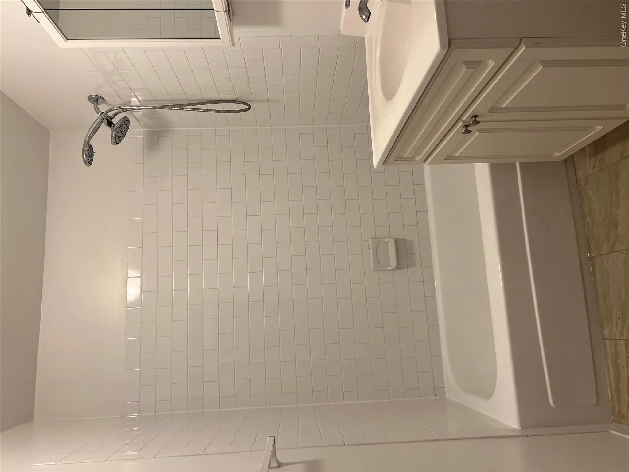 10 Brevoort Drive, Haverstraw, NY, 2 Bedrooms Bedrooms, 5 Rooms Rooms,2 BathroomsBathrooms,Residential Lease,For Rent,Brevoort,0,1016702 10 Brevoort Drive, Haverstraw, NY, 2 Bedrooms Bedrooms, 5 Rooms Rooms,2 BathroomsBathrooms,Residential Lease,For Rent,Brevoort,0,1016702
