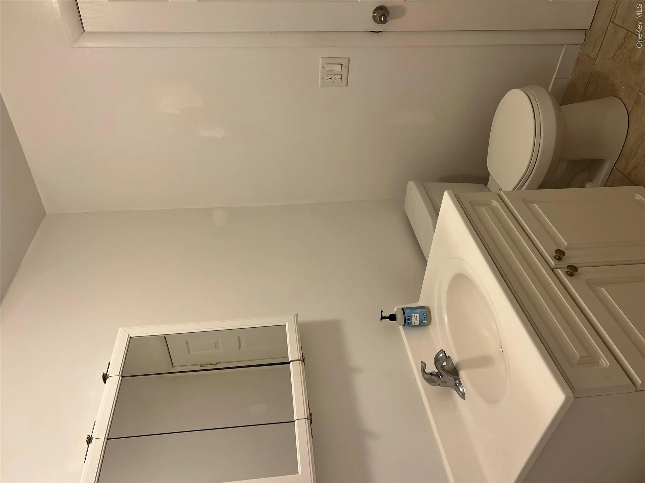 10 Brevoort Drive, Haverstraw, NY, 2 Bedrooms Bedrooms, 5 Rooms Rooms,2 BathroomsBathrooms,Residential Lease,For Rent,Brevoort,0,1016702 10 Brevoort Drive, Haverstraw, NY, 2 Bedrooms Bedrooms, 5 Rooms Rooms,2 BathroomsBathrooms,Residential Lease,For Rent,Brevoort,0,1016702