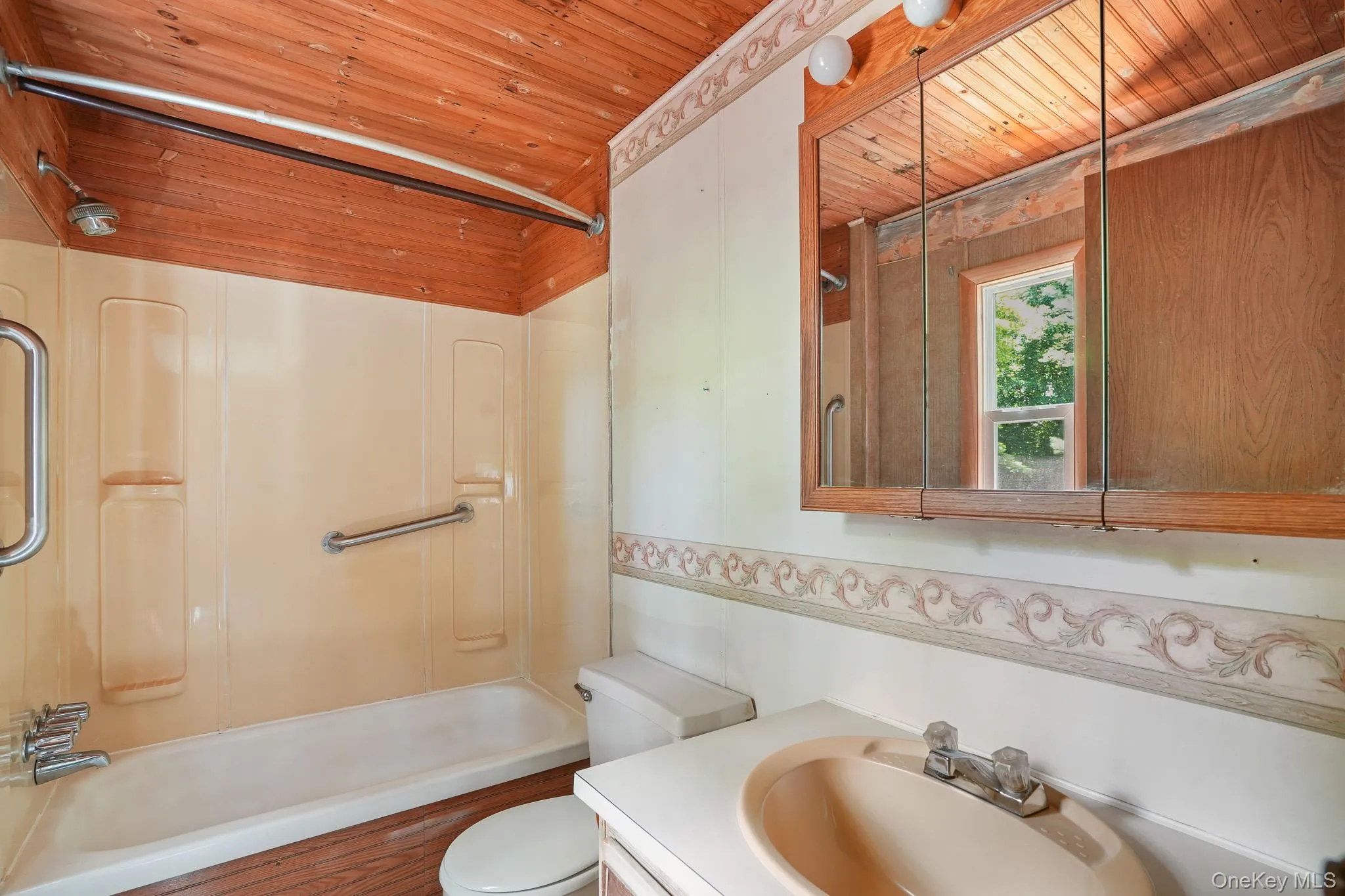 36 Prospect Street, Marlboro, NY, 3 Bedrooms Bedrooms, 7 Rooms Rooms,2 BathroomsBathrooms,Residential,For Rent,Prospect,0,1016704 36 Prospect Street, Marlboro, NY, 3 Bedrooms Bedrooms, 7 Rooms Rooms,2 BathroomsBathrooms,Residential,For Rent,Prospect,0,1016704