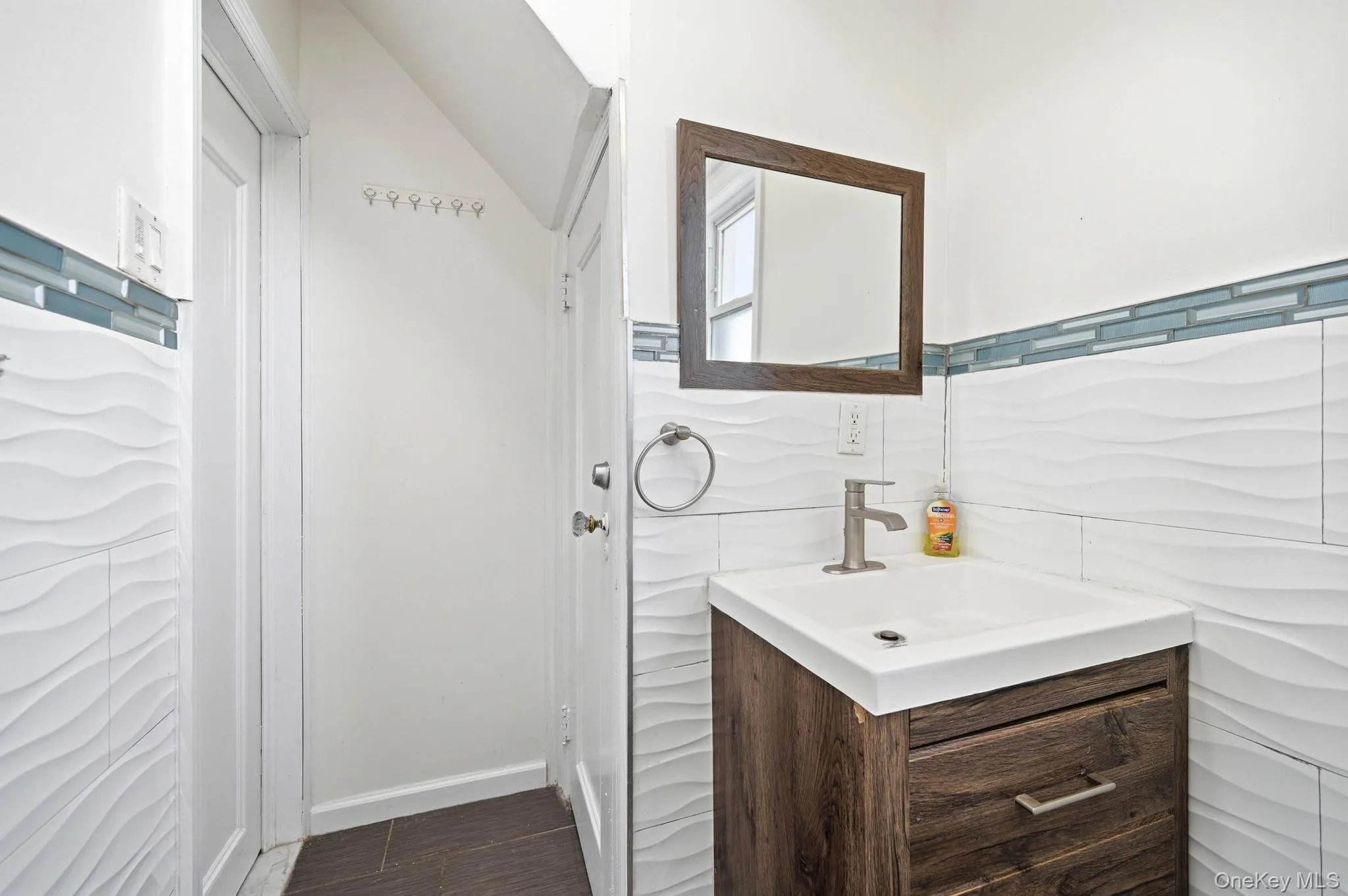 4000 Pratt Avenue, New York, NY, 3 Bedrooms Bedrooms, 6 Rooms Rooms,3 BathroomsBathrooms,Residential,For Rent,Pratt,0,1016705 4000 Pratt Avenue, New York, NY, 3 Bedrooms Bedrooms, 6 Rooms Rooms,3 BathroomsBathrooms,Residential,For Rent,Pratt,0,1016705