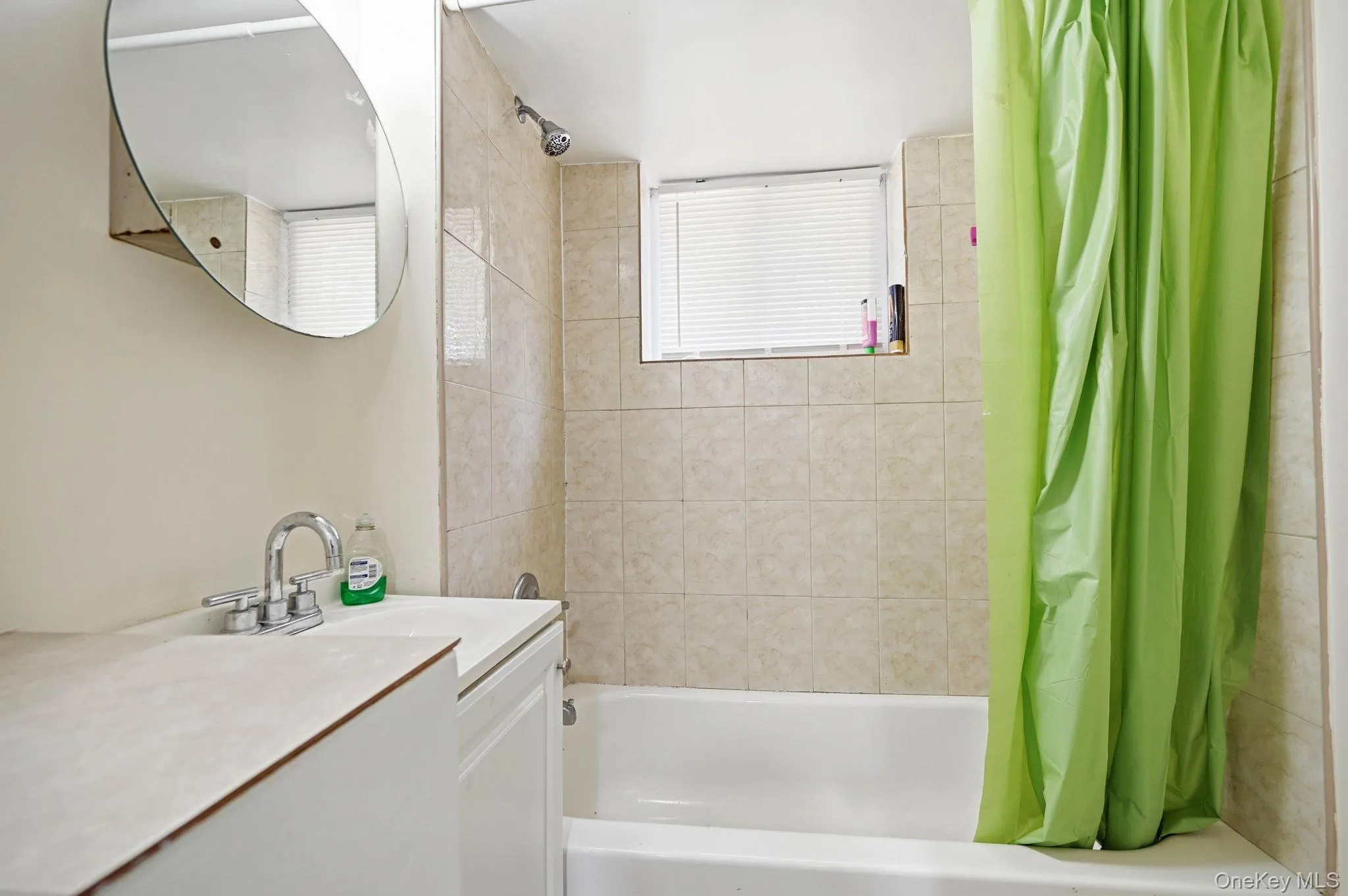 4000 Pratt Avenue, New York, NY, 3 Bedrooms Bedrooms, 6 Rooms Rooms,3 BathroomsBathrooms,Residential,For Rent,Pratt,0,1016705 4000 Pratt Avenue, New York, NY, 3 Bedrooms Bedrooms, 6 Rooms Rooms,3 BathroomsBathrooms,Residential,For Rent,Pratt,0,1016705