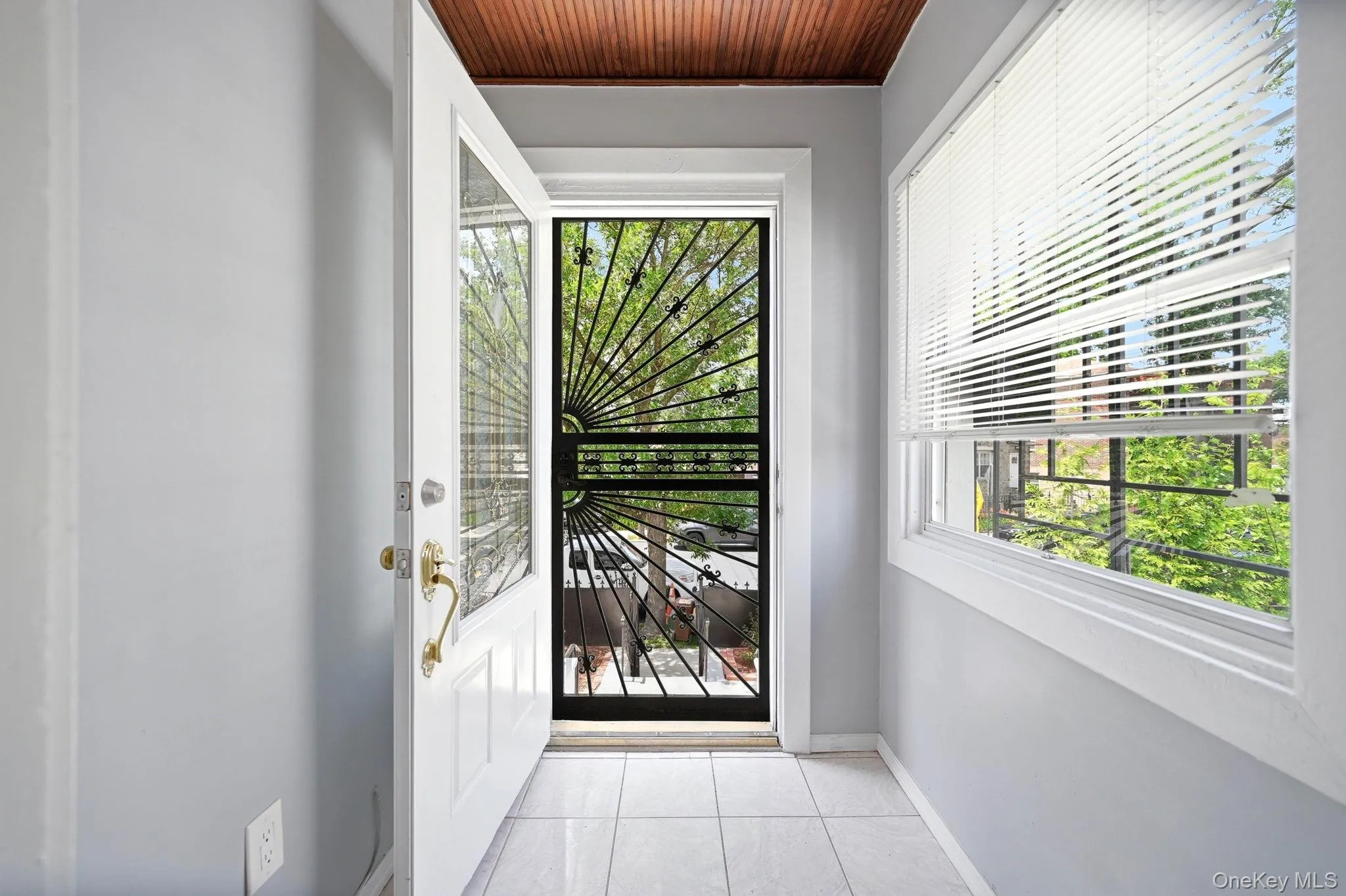 4000 Pratt Avenue, New York, NY, 3 Bedrooms Bedrooms, 6 Rooms Rooms,3 BathroomsBathrooms,Residential,For Rent,Pratt,0,1016705 4000 Pratt Avenue, New York, NY, 3 Bedrooms Bedrooms, 6 Rooms Rooms,3 BathroomsBathrooms,Residential,For Rent,Pratt,0,1016705