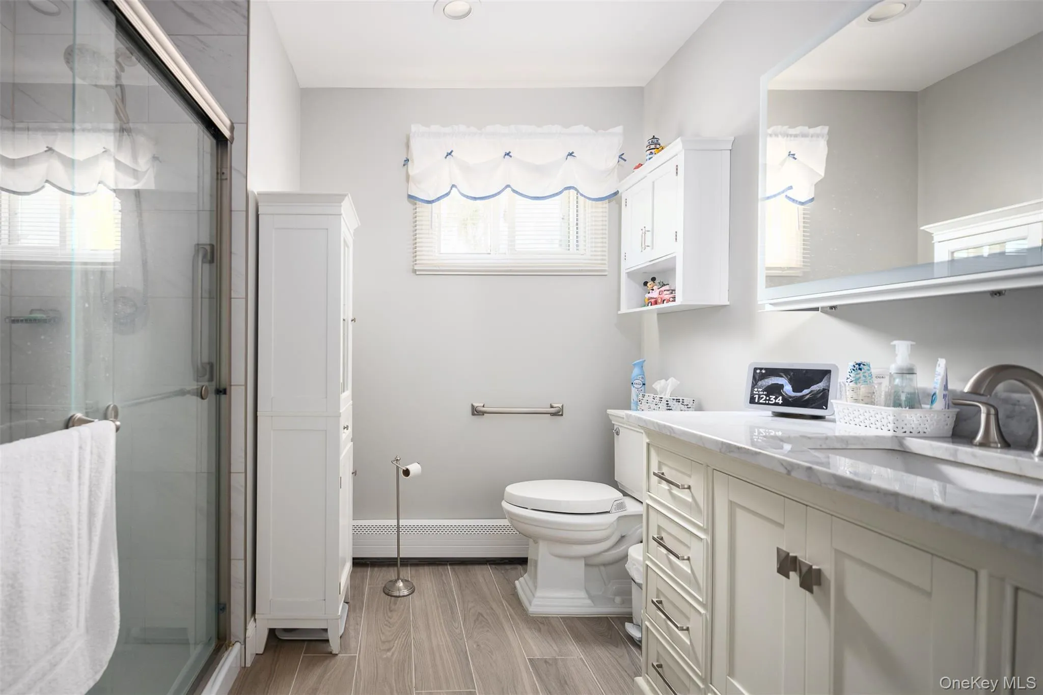 41 Brook Run Drive, Brookhaven, NY, 3 Bedrooms Bedrooms, 8 Rooms Rooms,1 BathroomBathrooms,Residential,For Rent,Brook Run,0,KEY1016708 41 Brook Run Drive, Brookhaven, NY, 3 Bedrooms Bedrooms, 8 Rooms Rooms,1 BathroomBathrooms,Residential,For Rent,Brook Run,0,KEY1016708