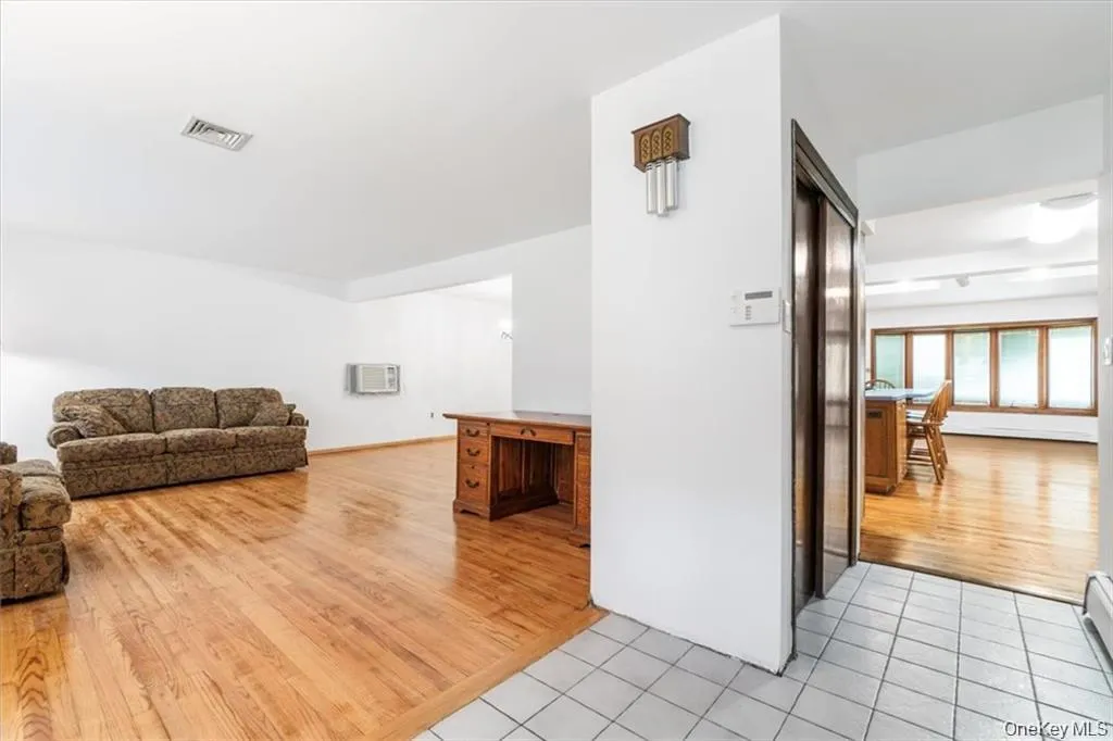 23 Cunningham Drive, Monroe, NY, 4 Bedrooms Bedrooms, 10 Rooms Rooms,2 BathroomsBathrooms,Residential,For Rent,Cunningham,0,KEY1016710 23 Cunningham Drive, Monroe, NY, 4 Bedrooms Bedrooms, 10 Rooms Rooms,2 BathroomsBathrooms,Residential,For Rent,Cunningham,0,KEY1016710