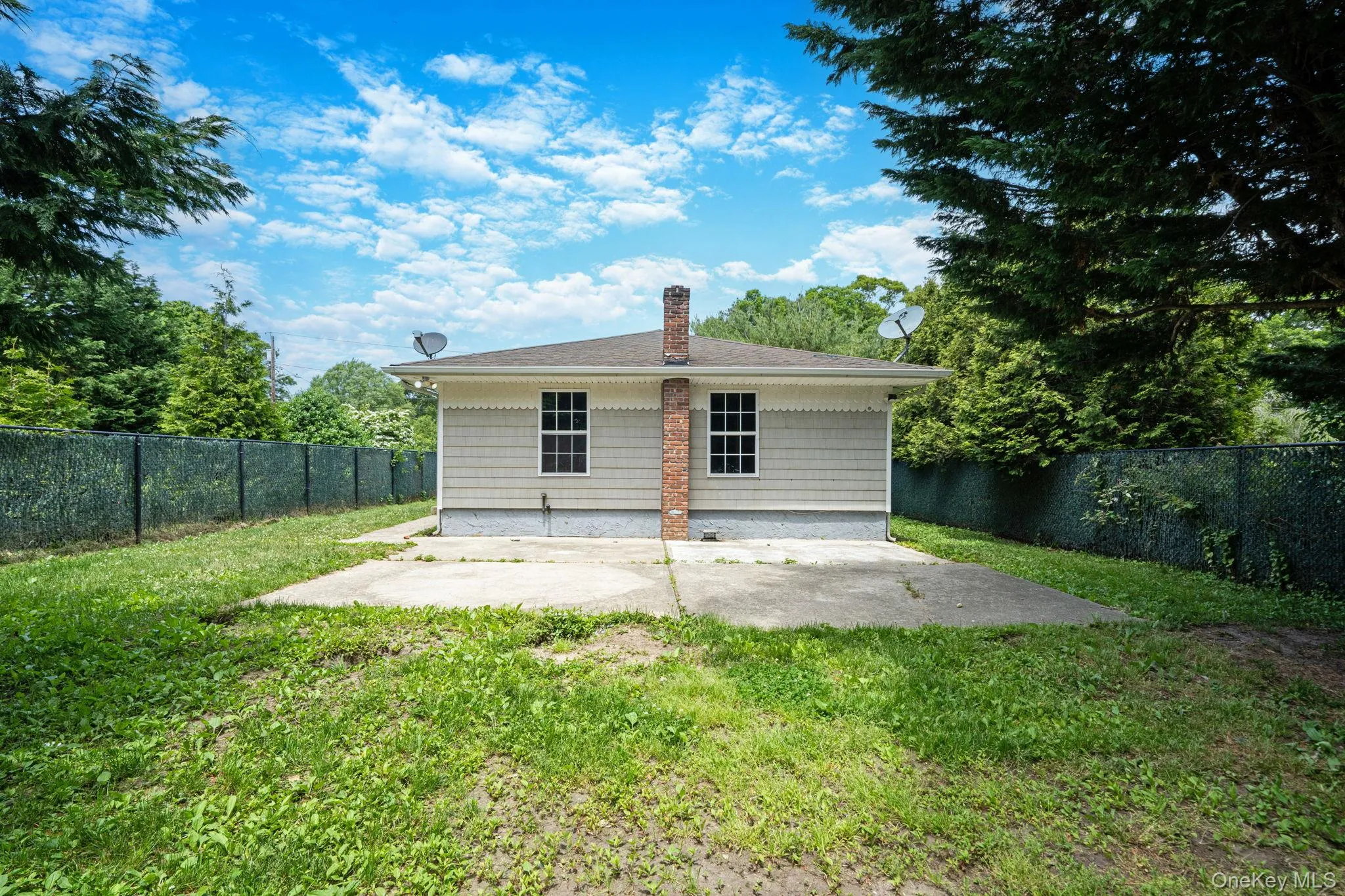 88 Eleanor Avenue, Brookhaven, NY, 3 Bedrooms Bedrooms, 5 Rooms Rooms,1 BathroomBathrooms,Residential,For Rent,Eleanor,0,1016714 88 Eleanor Avenue, Brookhaven, NY, 3 Bedrooms Bedrooms, 5 Rooms Rooms,1 BathroomBathrooms,Residential,For Rent,Eleanor,0,1016714