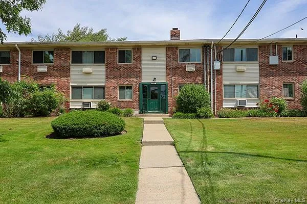 2423 Union Boulevard, Islip, NY, 2 Bedrooms Bedrooms, 5 Rooms Rooms,1 BathroomBathrooms,Residential,For Rent,Union,0,1016715 2423 Union Boulevard, Islip, NY, 2 Bedrooms Bedrooms, 5 Rooms Rooms,1 BathroomBathrooms,Residential,For Rent,Union,0,1016715