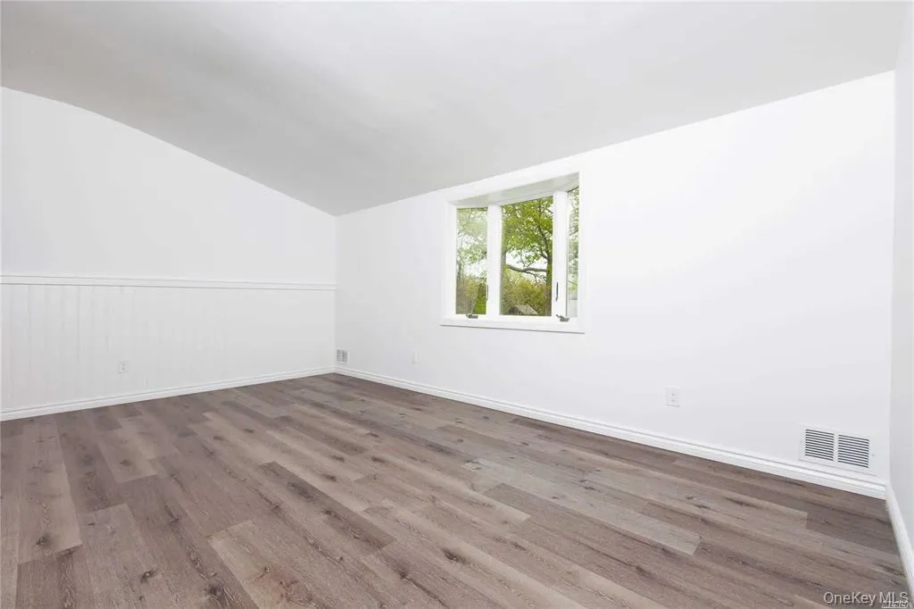4 Bunny Lane, Brookhaven, NY, 4 Bedrooms Bedrooms, 7 Rooms Rooms,2 BathroomsBathrooms,Residential Lease,For Rent,Bunny,0,1016716 4 Bunny Lane, Brookhaven, NY, 4 Bedrooms Bedrooms, 7 Rooms Rooms,2 BathroomsBathrooms,Residential Lease,For Rent,Bunny,0,1016716